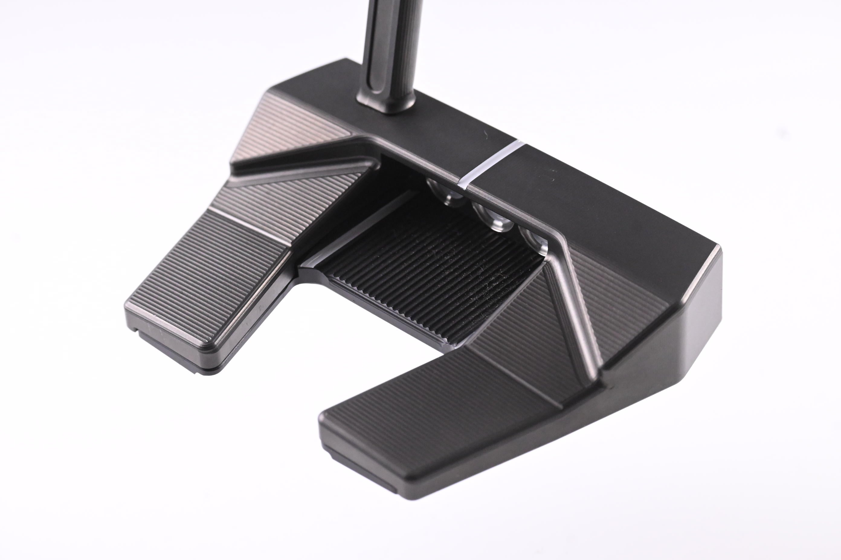 Scotty Cameron Phantom Black 5.5 Putter / 34 Inch