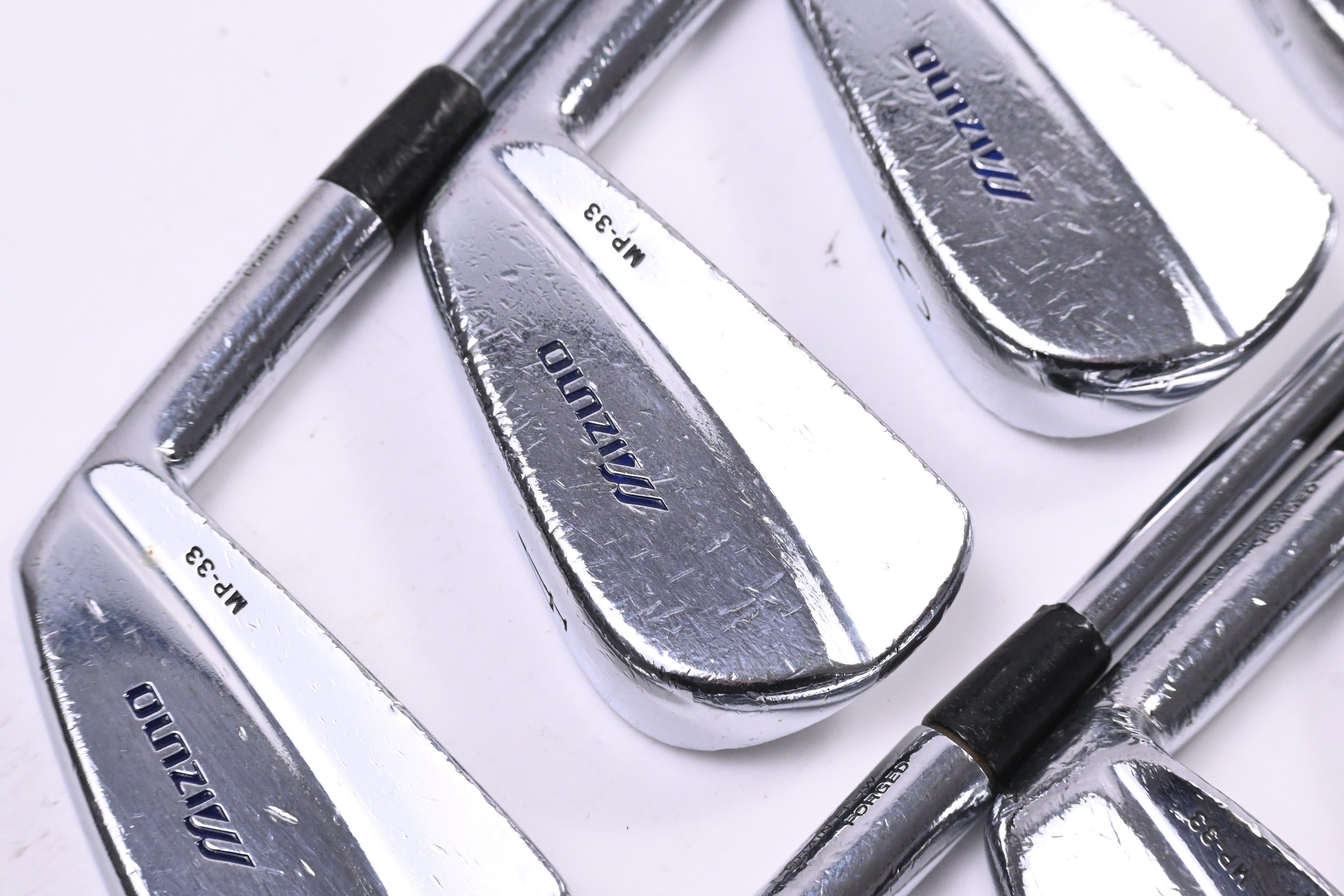 Mizuno MP-33 Irons / 3-PW / Regular Flex Dynamic Gold R400 Shafts