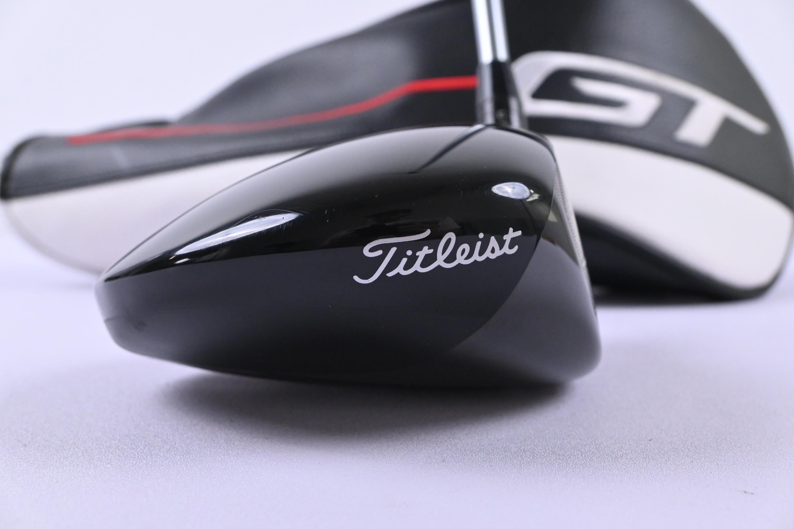 Titleist GT2 Driver / 9 Degree / Senior Flex Fujikura Air Speeder 40 Shaft