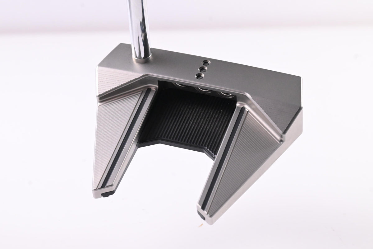 Scotty Cameron 2024 Phantom 7 Putter / 35 Inch