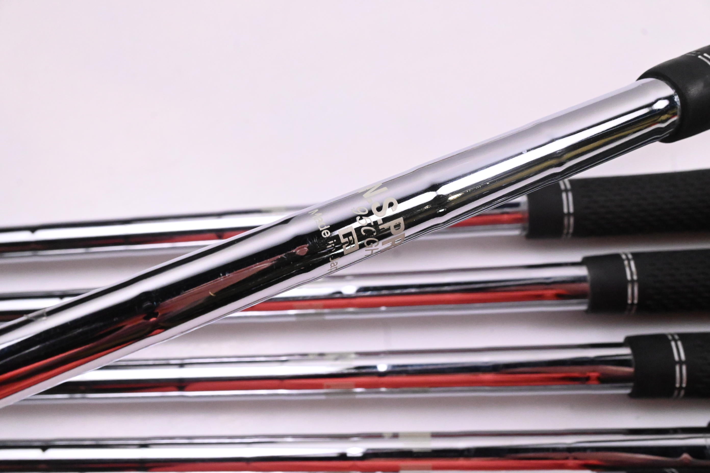 Honma TW747 P Irons / 5-10i / Regular Flex N.S.PRO 950 GH Shafts