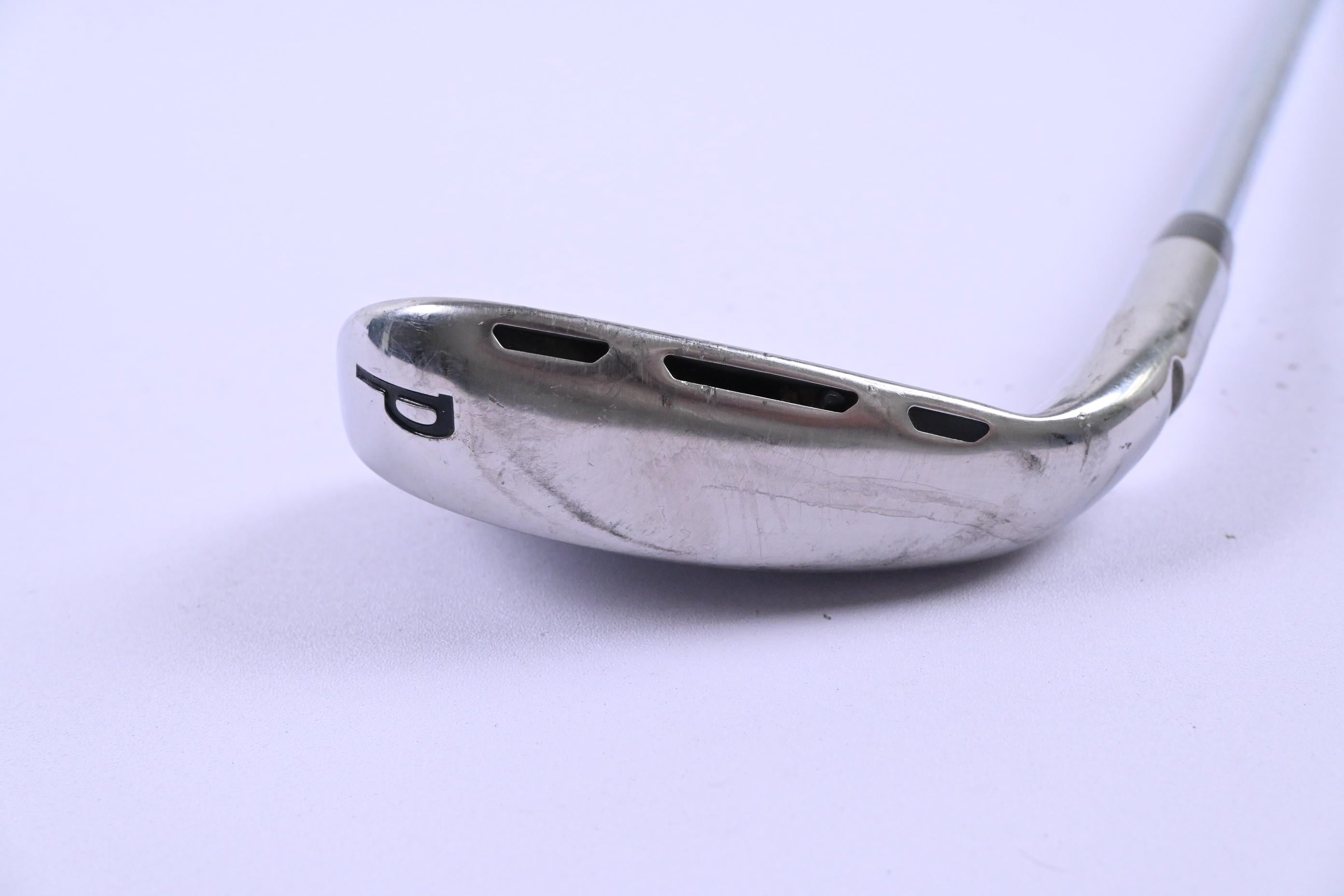 Wilson D7 Pitching Wedge / 43 Degree / Stiff Flex KBS Tour 105 Shaft