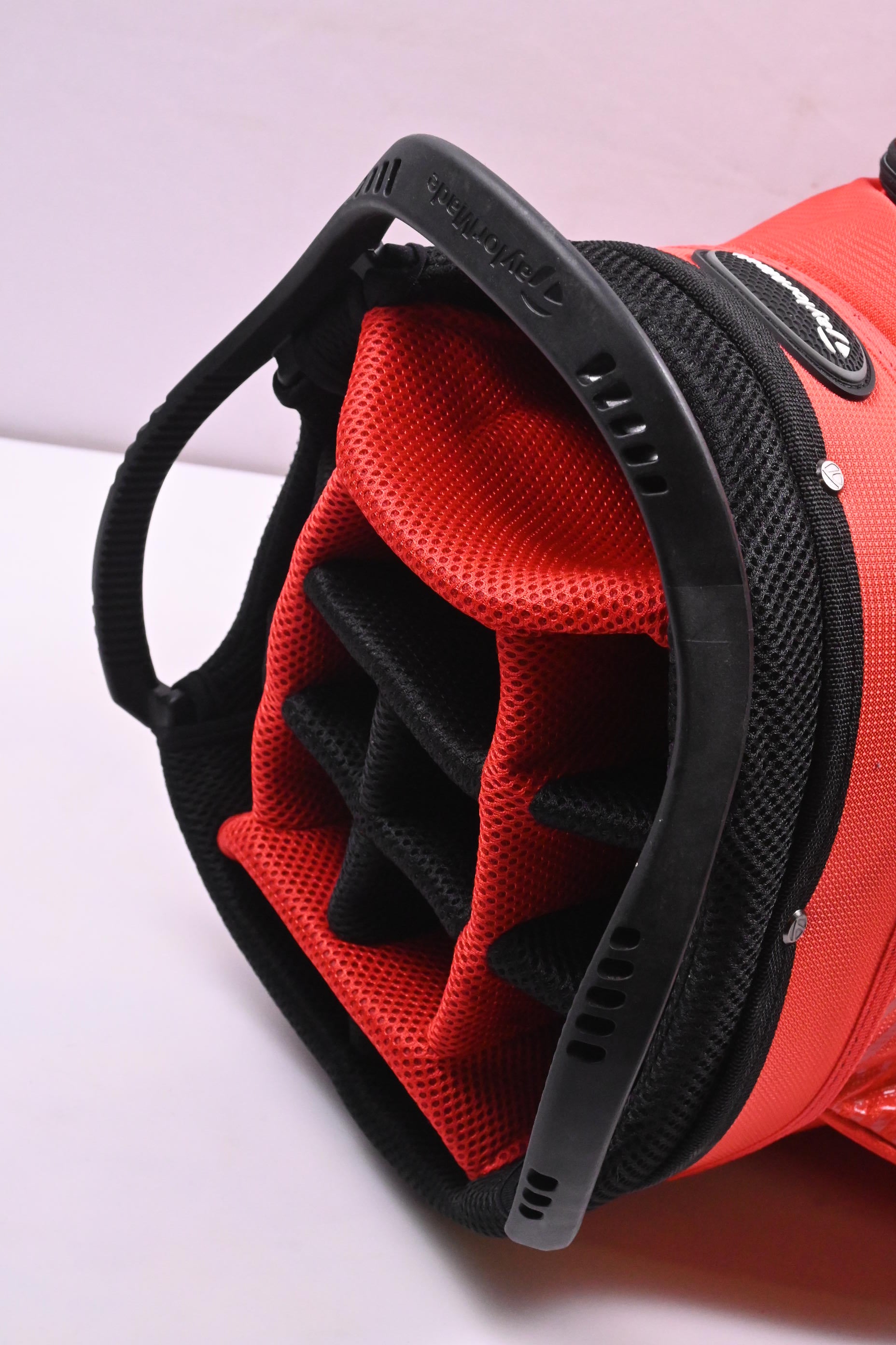 Taylormade Cart Bag / 14-Way Divider / Red, Black