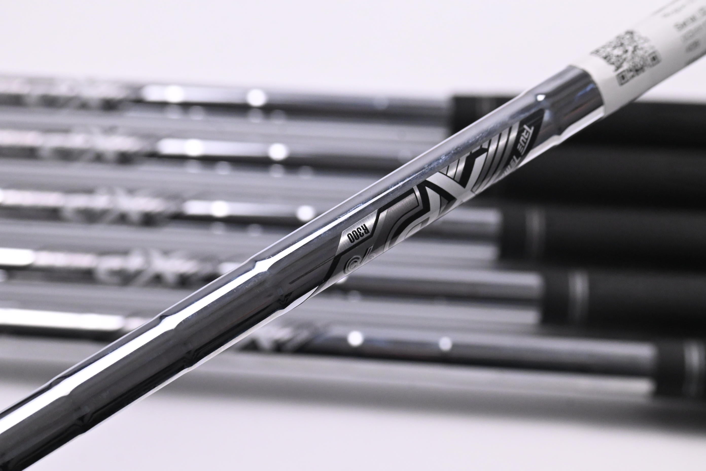 Callaway Rogue ST Max Irons / 5-PW / Regular Flex XP 95 R300 Shafts