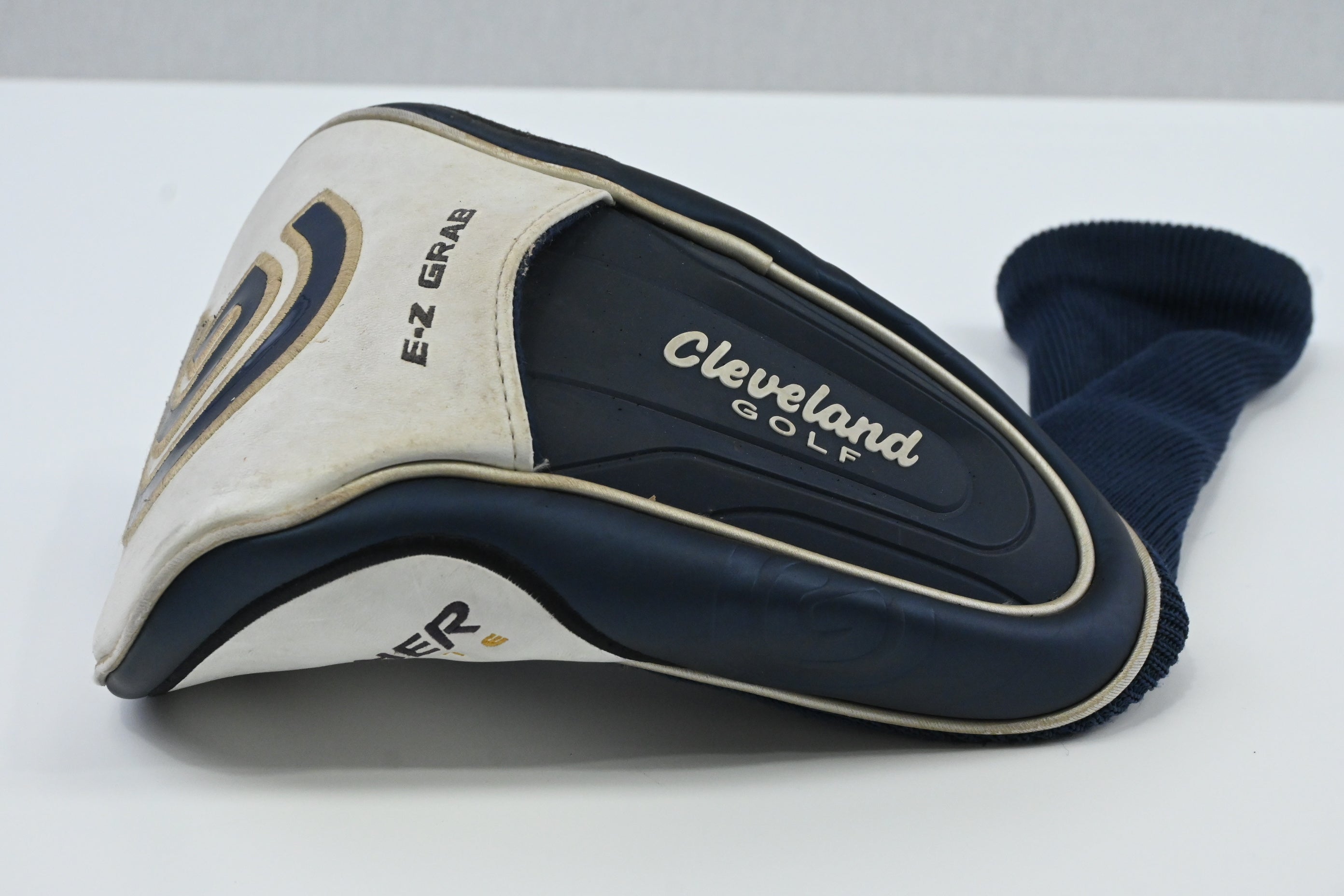 Cleveland HiBore XL Driver / 9.5 Degree / Senior Flex Diamana 64 Shaft