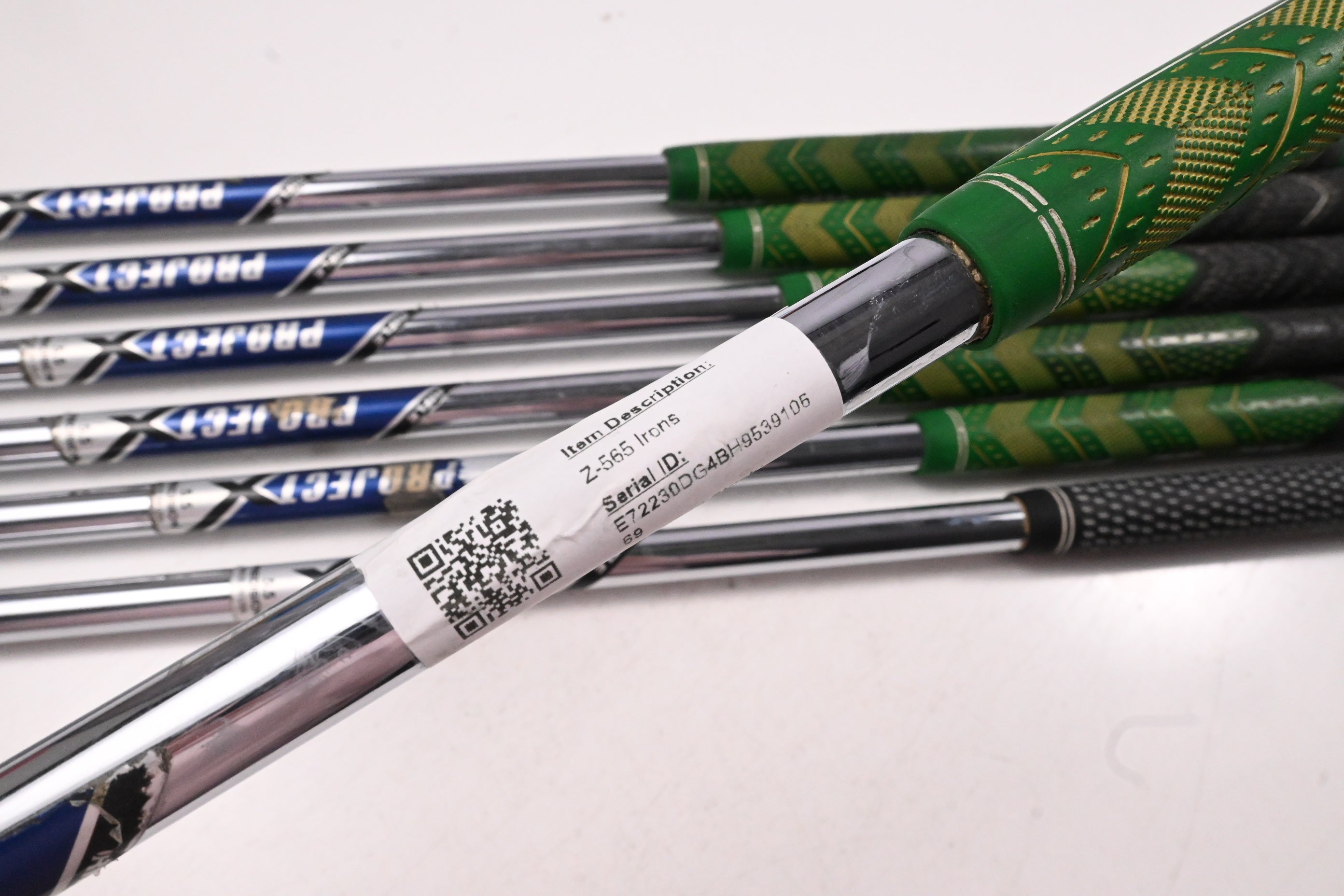 Srixon Z-565 Irons / 4-PW / Regular+ Flex Project X Rifle Shafts