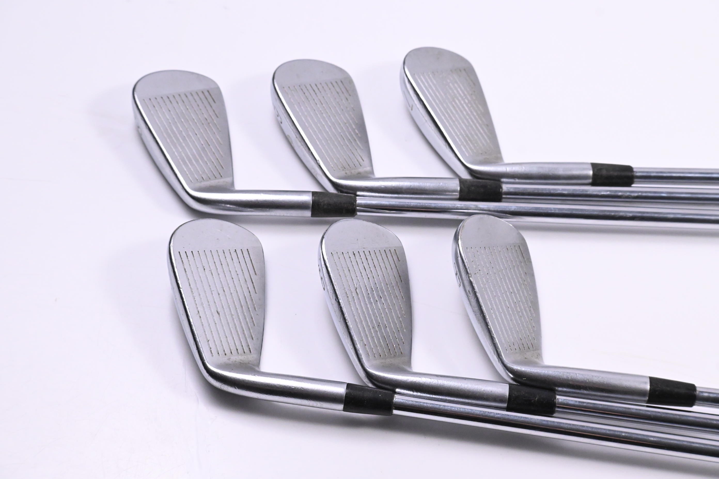 Mizuno JPX 900 Forged Irons / 5-PW / Regular Flex True Temper XP 115 R300 Shafts