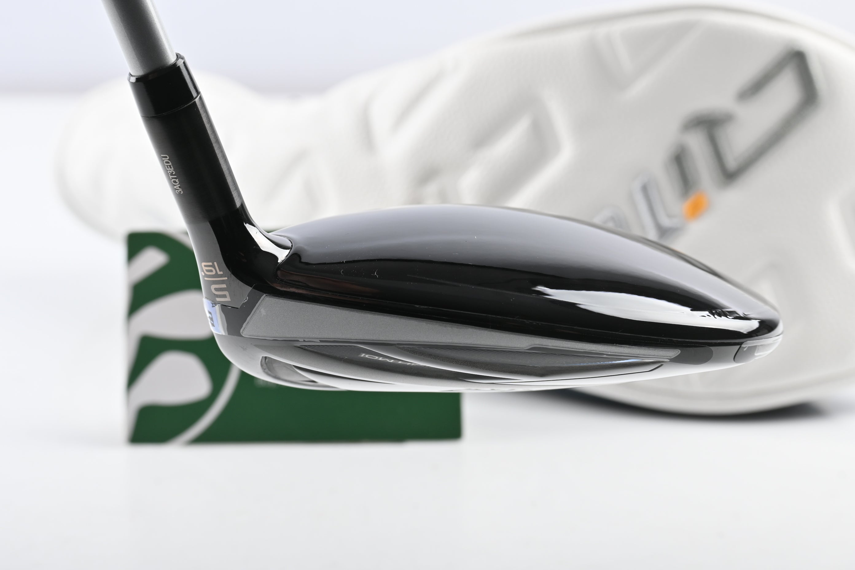 Ladies Taylormade Qi10 Max #5 Wood / 19 Degree / Ladies Flex Speeder NX TCS 40