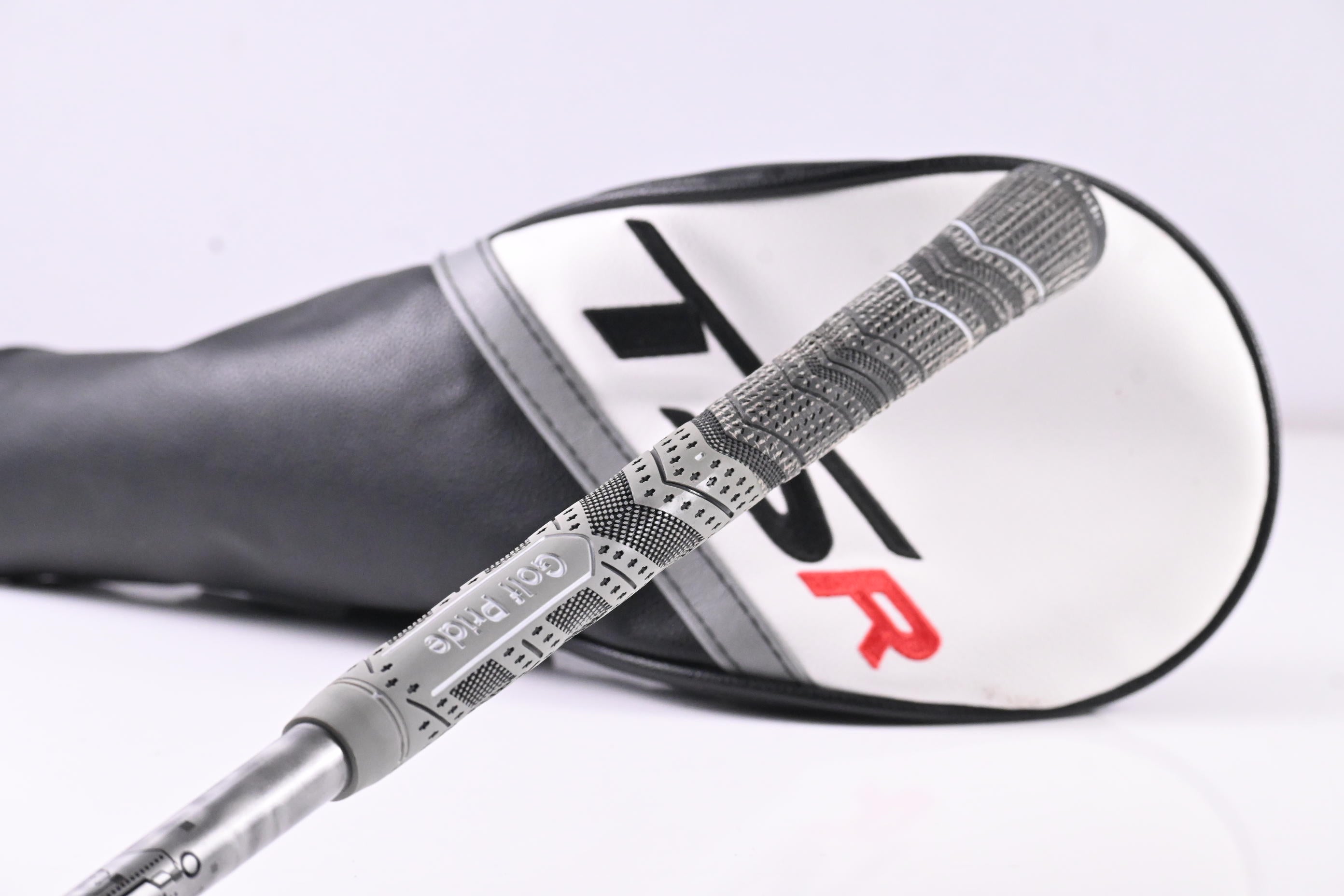 Titleist TSR3 Driver / 10 Degree / Stiff Flex Aldila Rogue Silver 60 Shaft