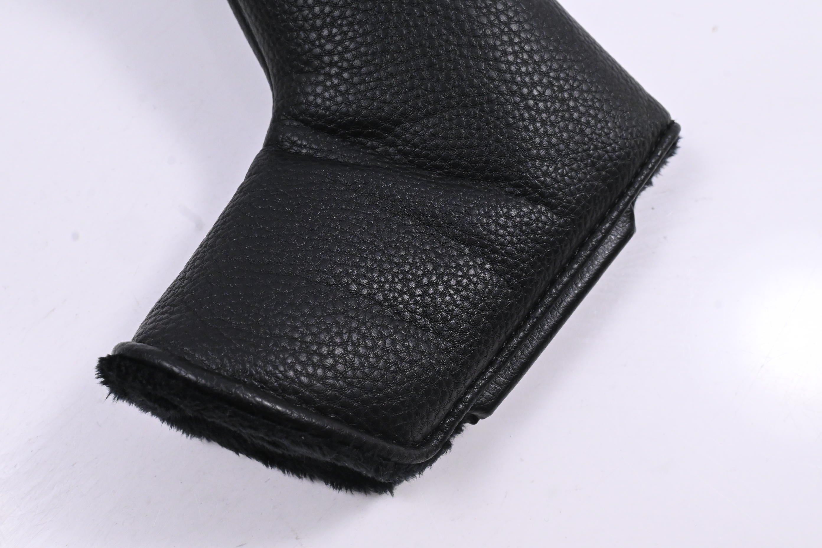 Callaway Aston Martin Limited Edition / Putter Headcover / Blade / Black