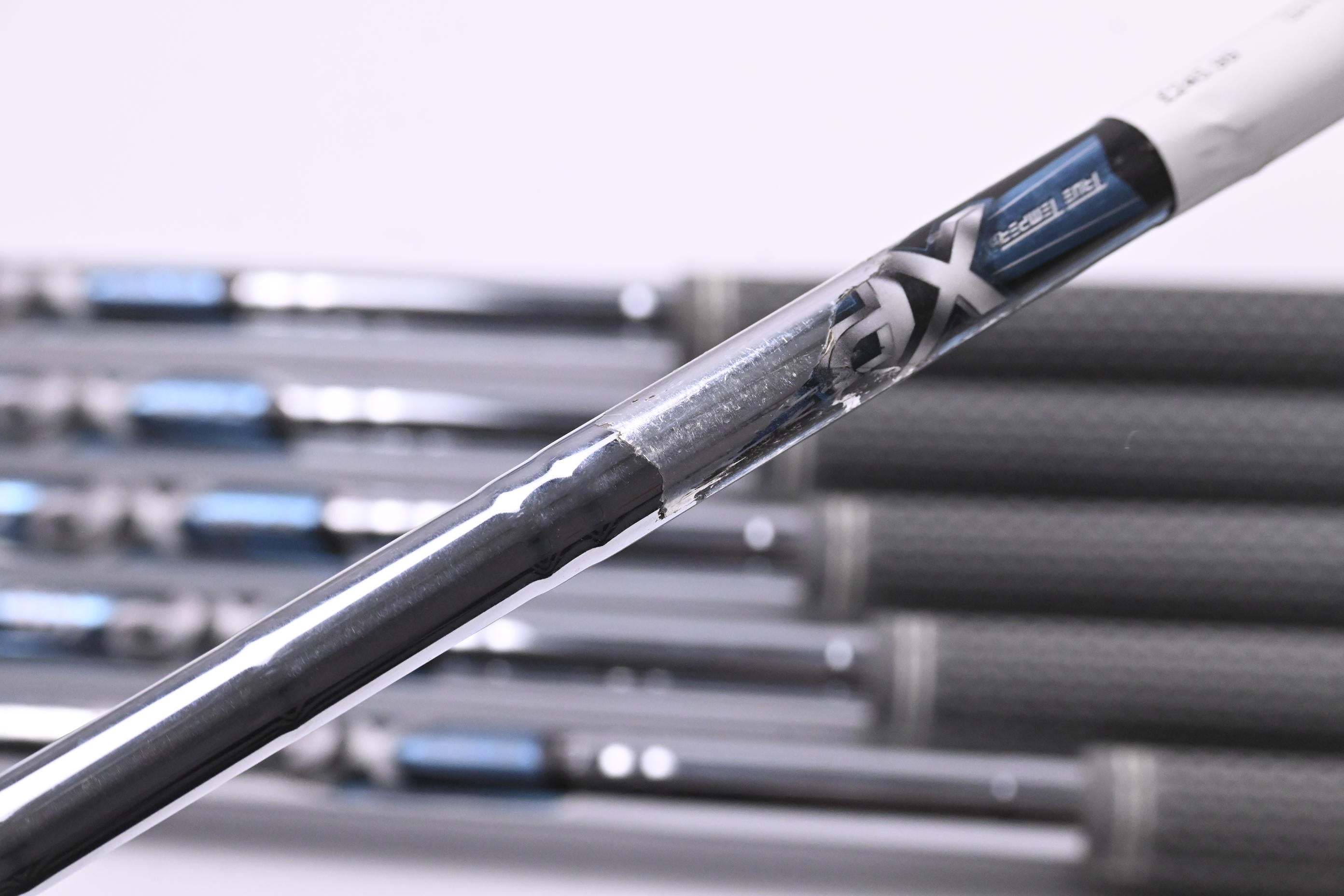 Mizuno JPX 900 Forged Irons / 5-PW / Regular Flex True Temper XP 115 R300 Shafts