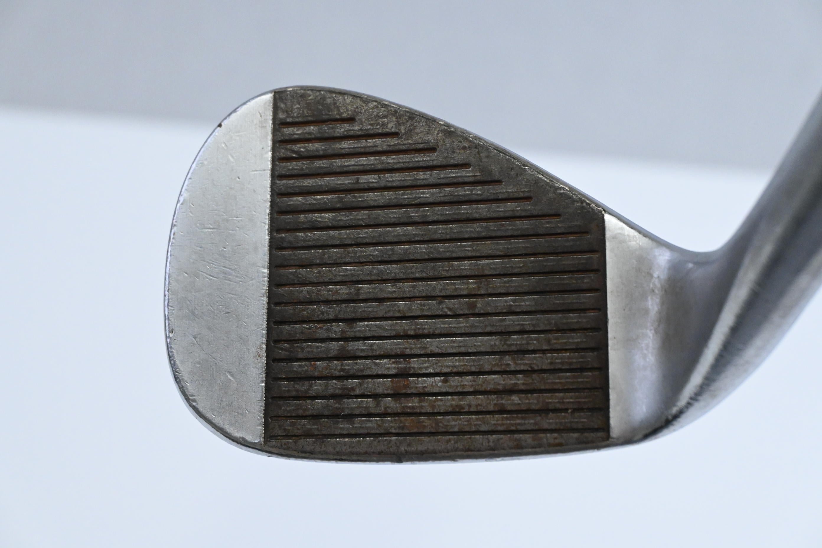 Taylormade Milled Grind 3 Gap Wedge / 50 Degree / Stiff Flex Dynamic Gold S200