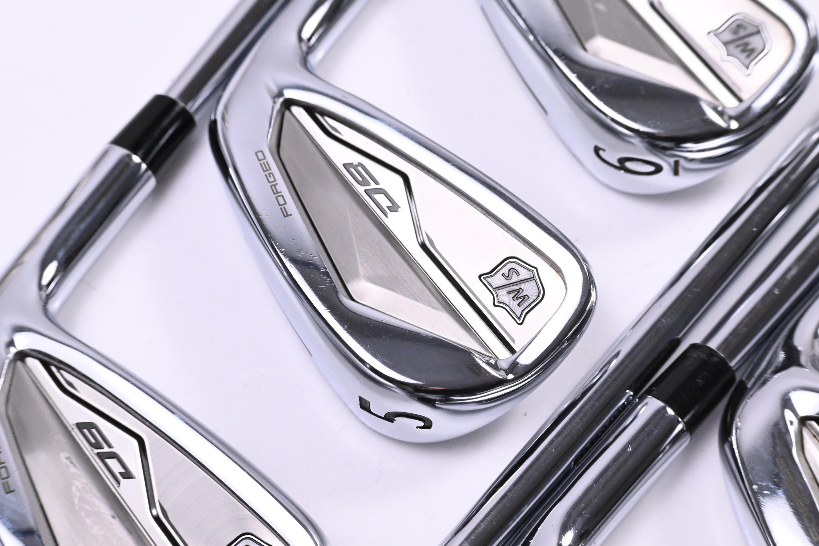 Wilson D9 Forged Irons / 4-PW / Stiff Flex Dynamic Gold 105 S300 Shafts
