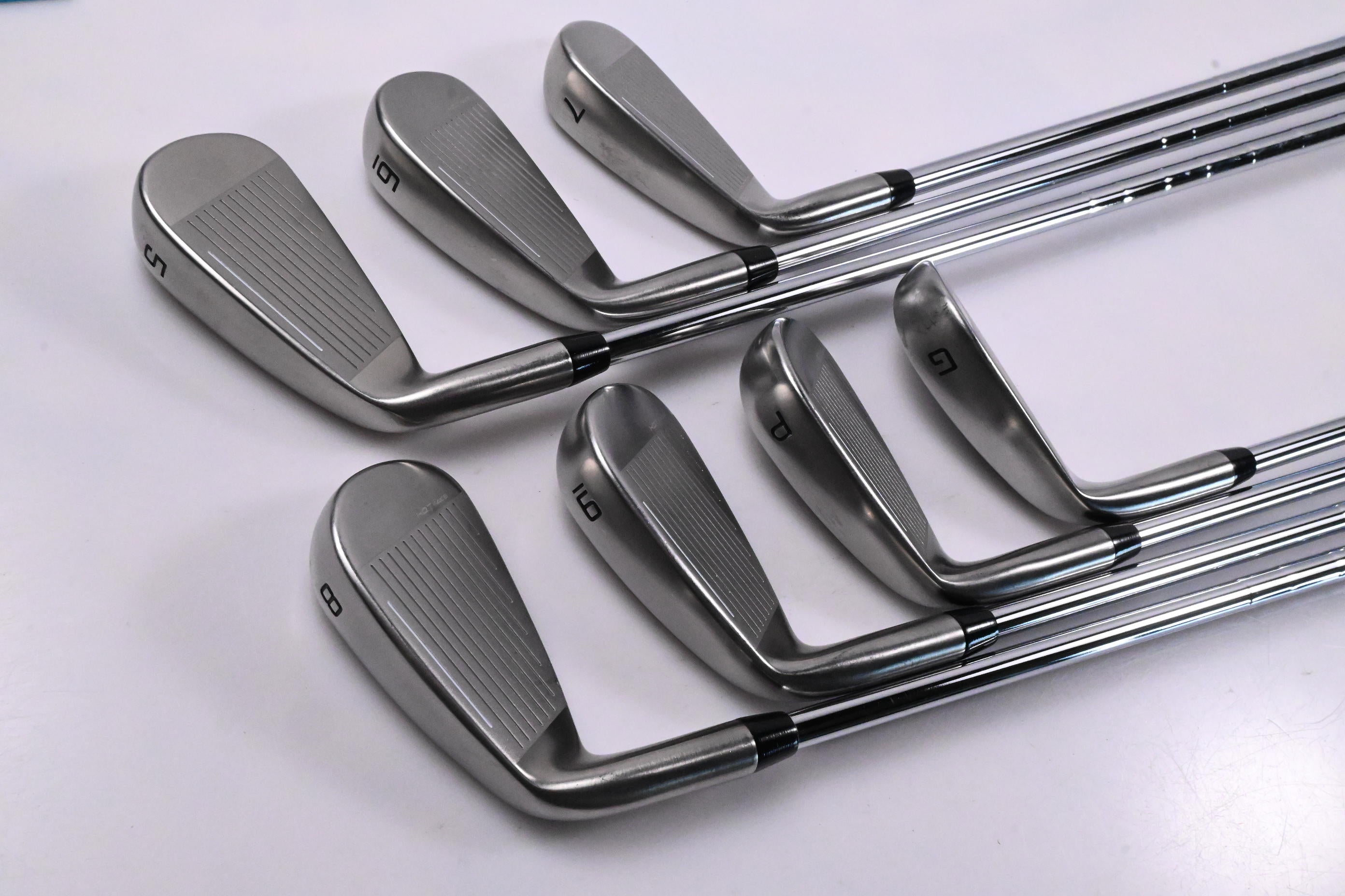 Cobra DS-Adapt Irons / 5-PW+GW / Regular Flex KBS Tour Lite Shafts