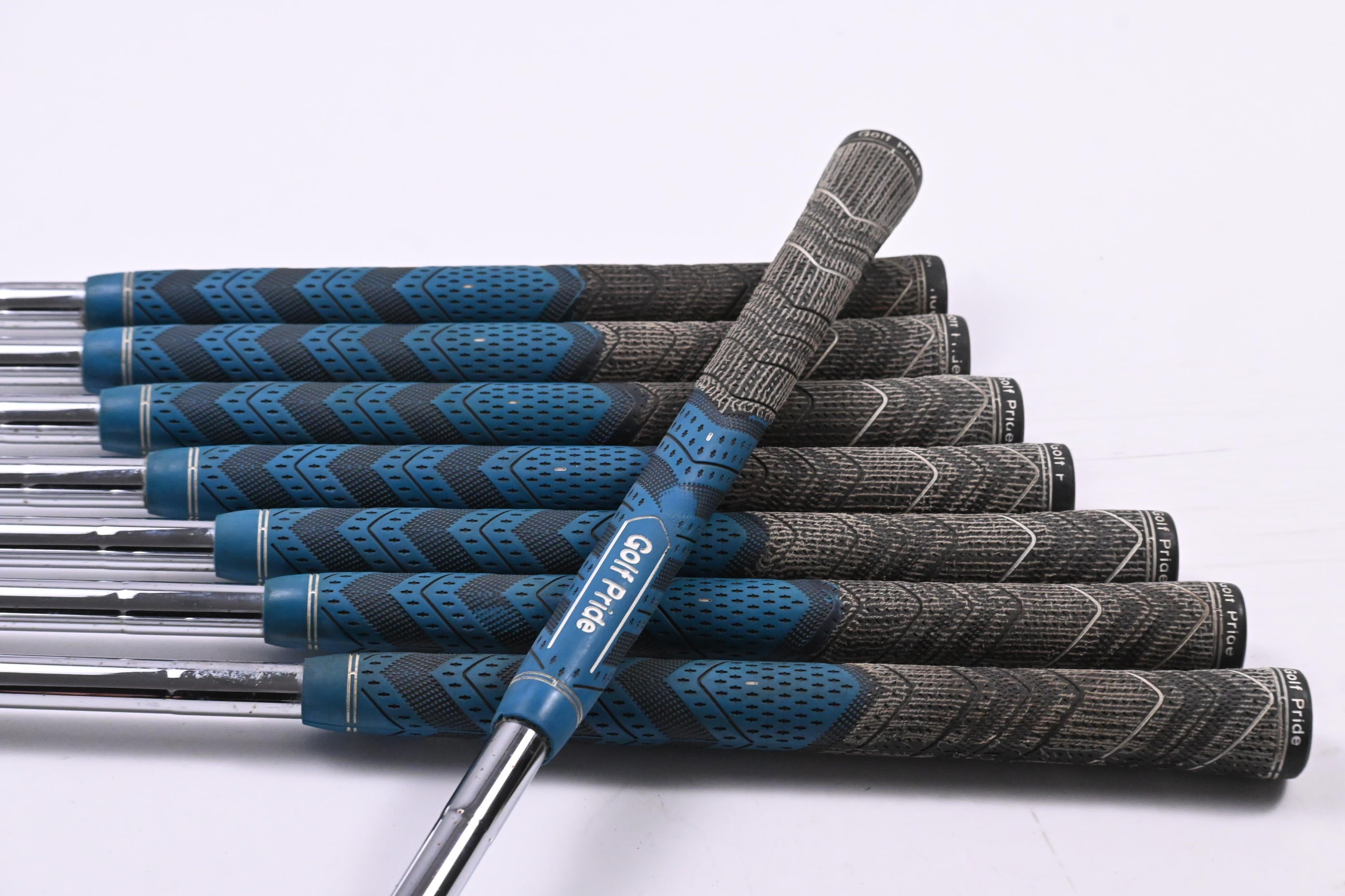 Mizuno MP-54 Irons / 3-PW / Regular Flex Dynamic Gold XP R300 Shafts