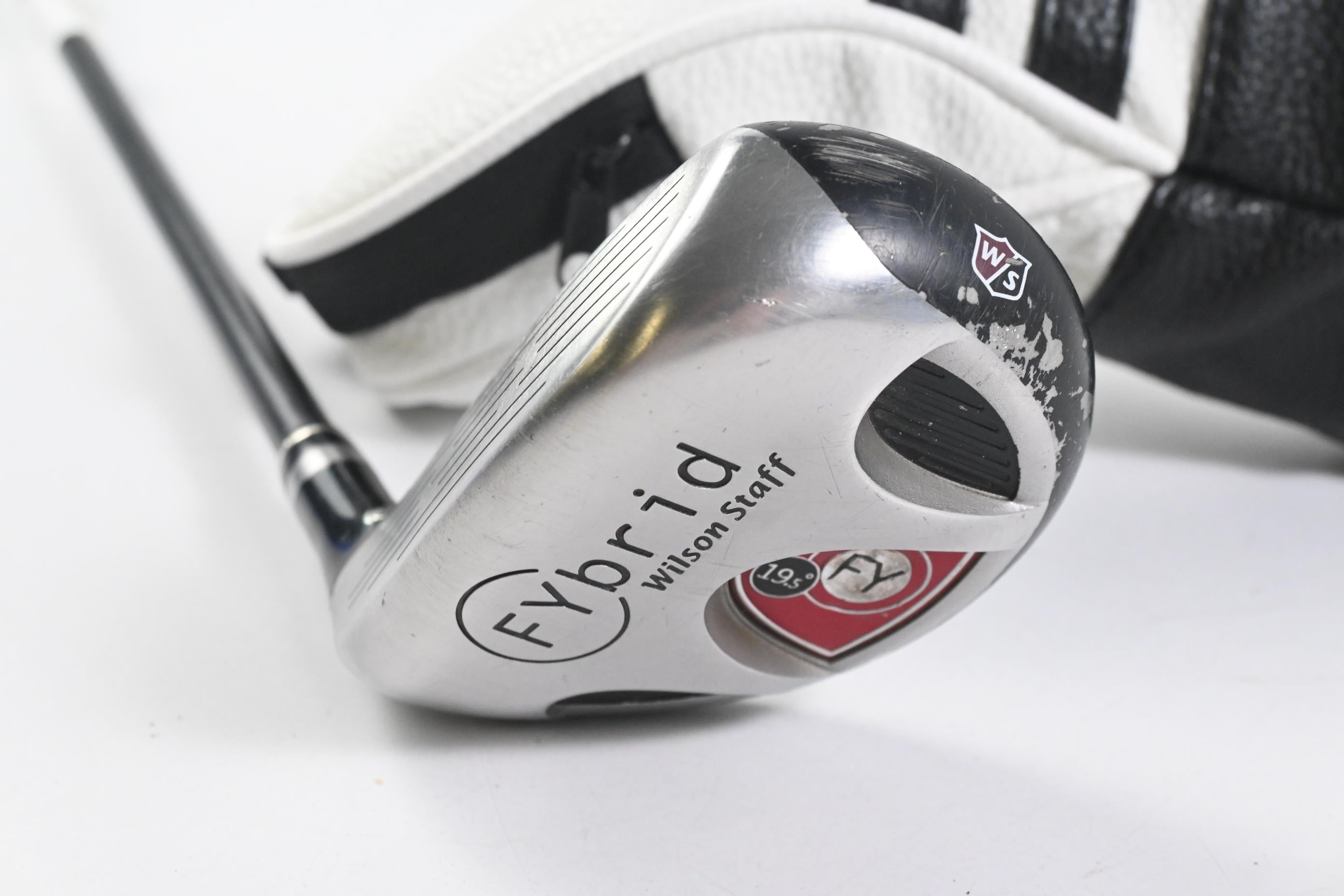 Left Hand Wilson Fybrid #5 Wood / 19.5 Degree / Regular Flex Proforce V2 66