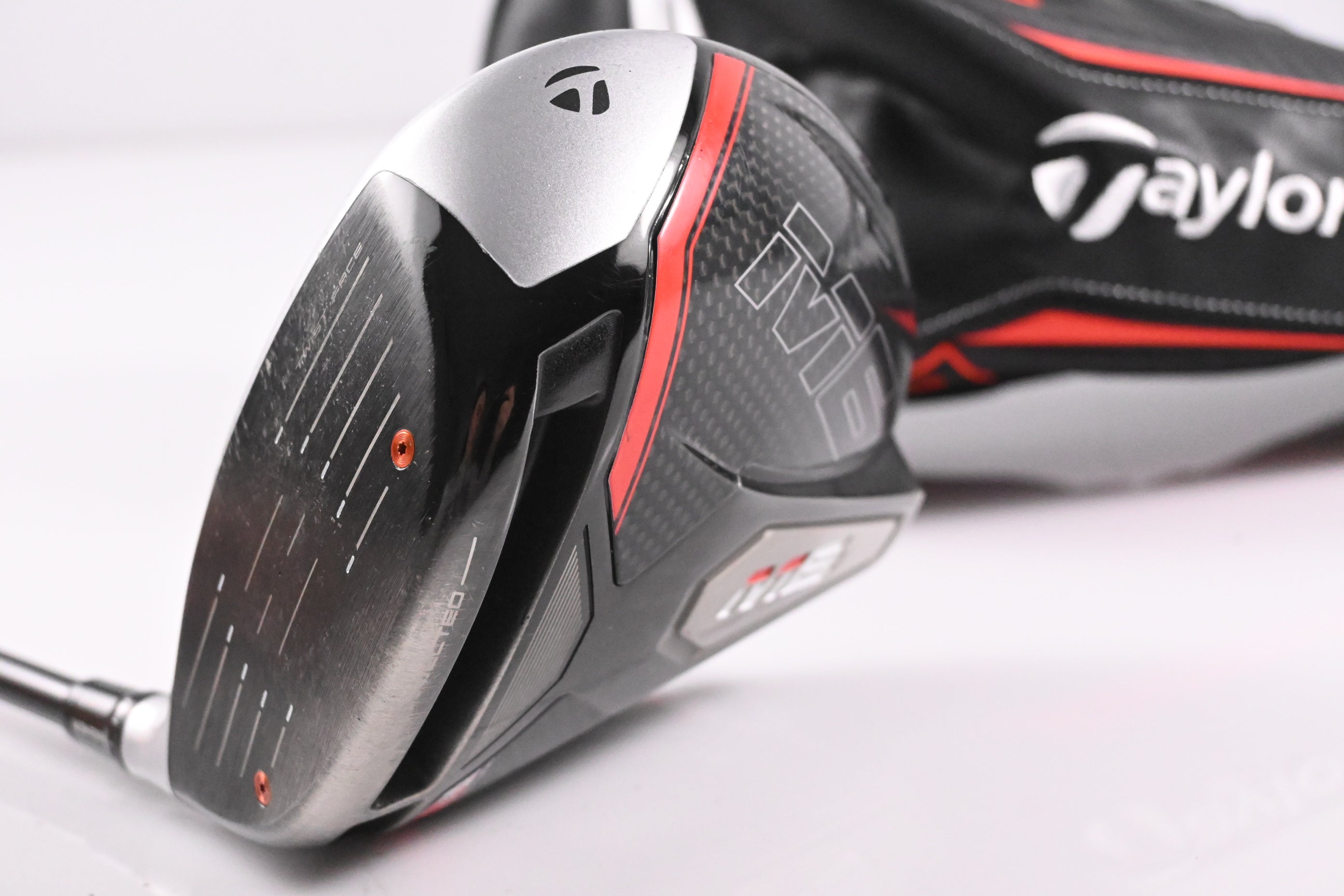 Left Hand Taylormade M6 Driver / 10.5 Degree / Regular Flex Atmos Orange 5 Shaft