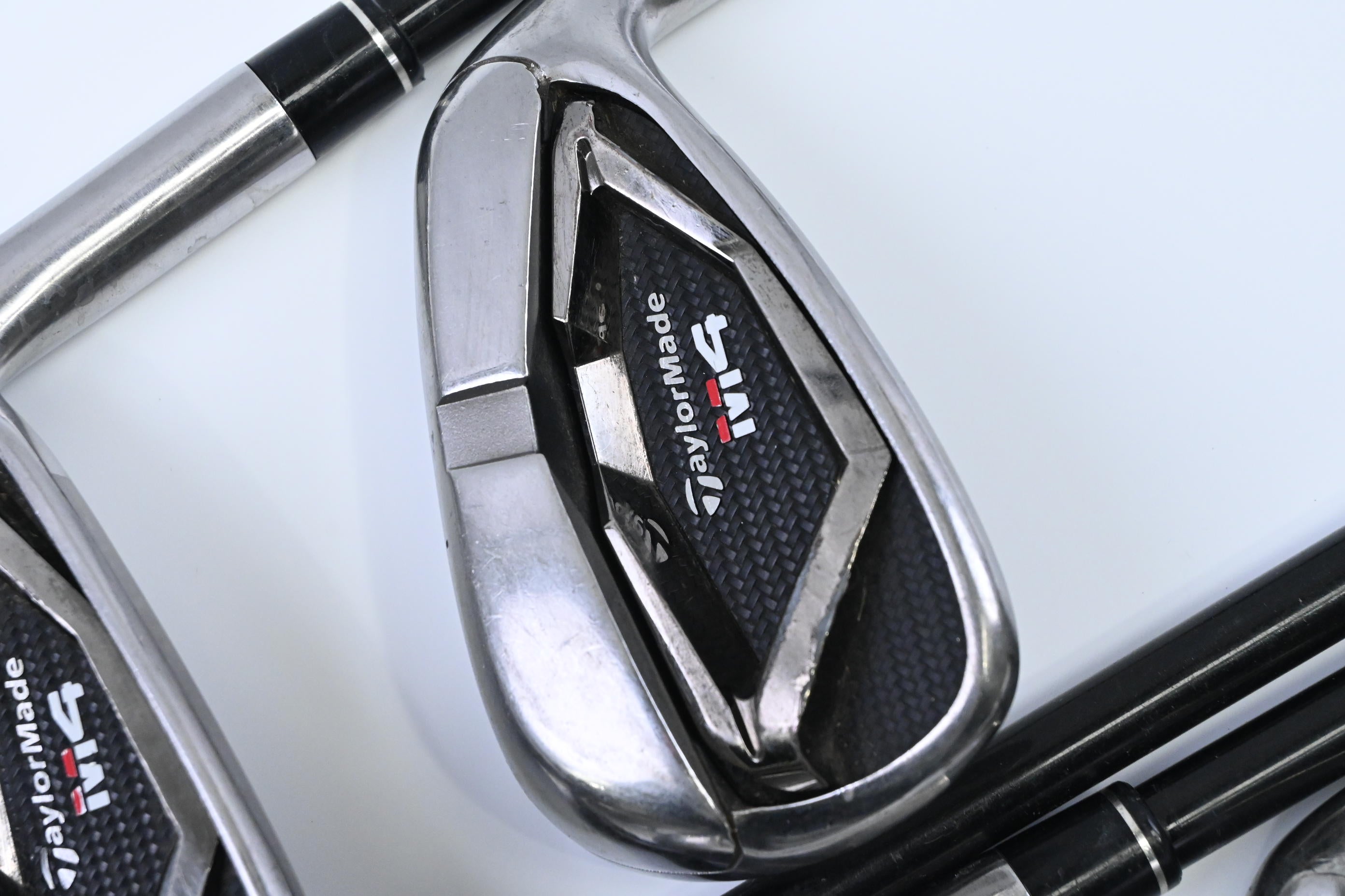 Taylormade M4 Irons / 7-PW+SW / Regular Flex Fujikura Atmos Red 6 Shafts