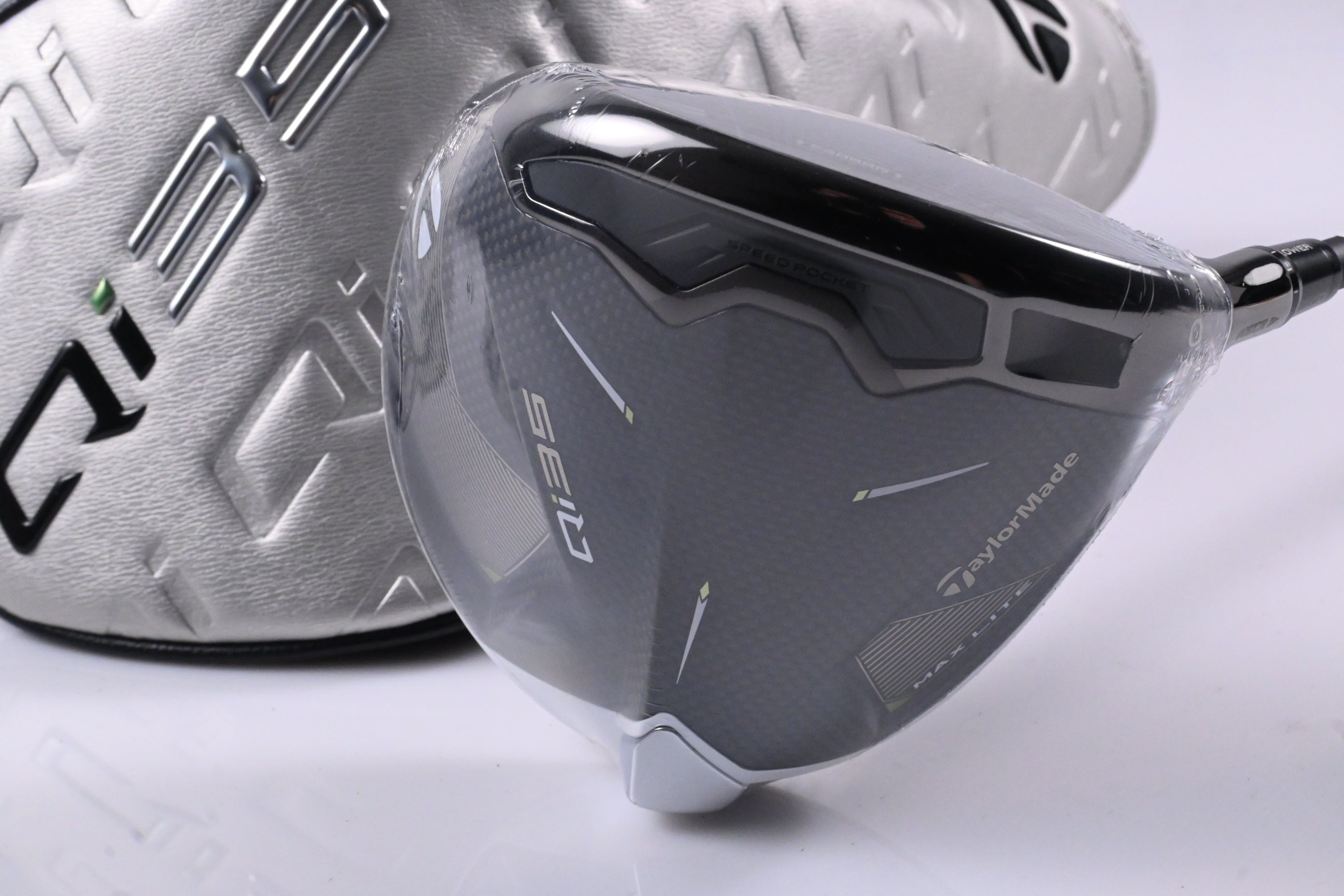 Taylormade Qi35 Max Lite Driver / 12 Degree / Regular Flex Vanquish 4 Shaft
