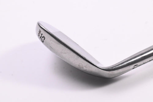 Taylormade Milled Grind Gap Wedge / 52 Degree / Wedge Flex KBS Tour 105 Shaft