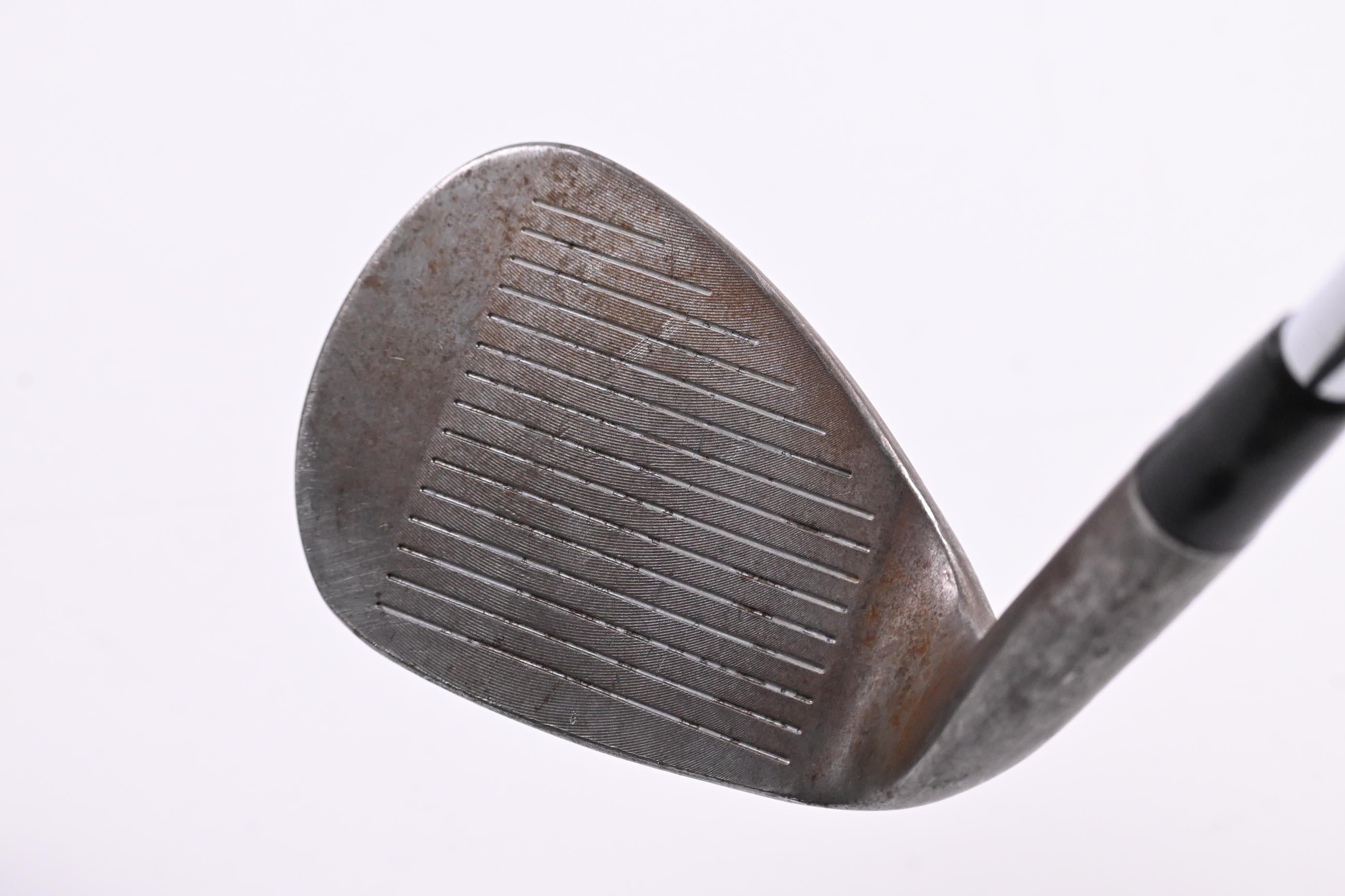 New Level Sand Wedge / 54 Degree / Stiff Flex Dynamic Gold S400 Shaft