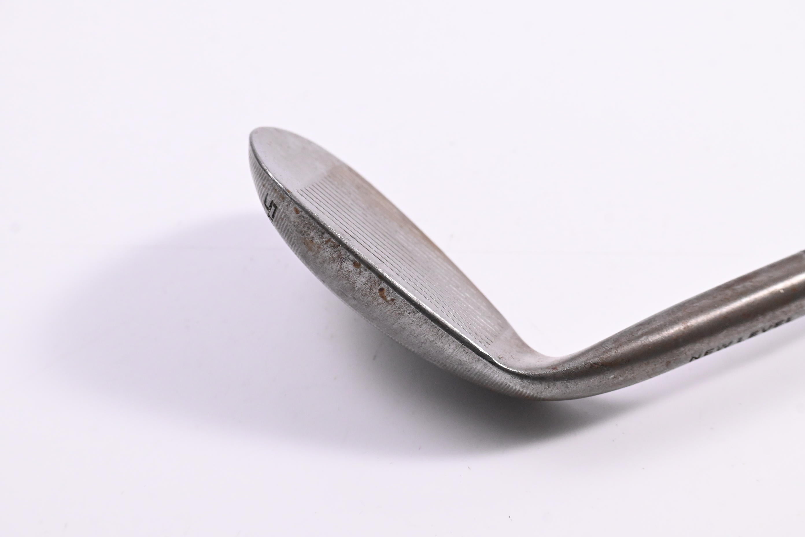 New Level Sand Wedge / 54 Degree / Stiff Flex Dynamic Gold S400 Shaft