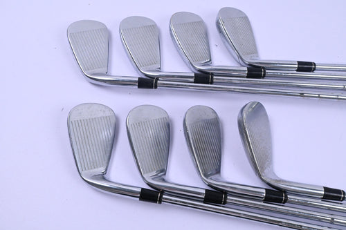 Taylormade R11 Irons / 4-PW+SW / Regular Flex Steel Shafts