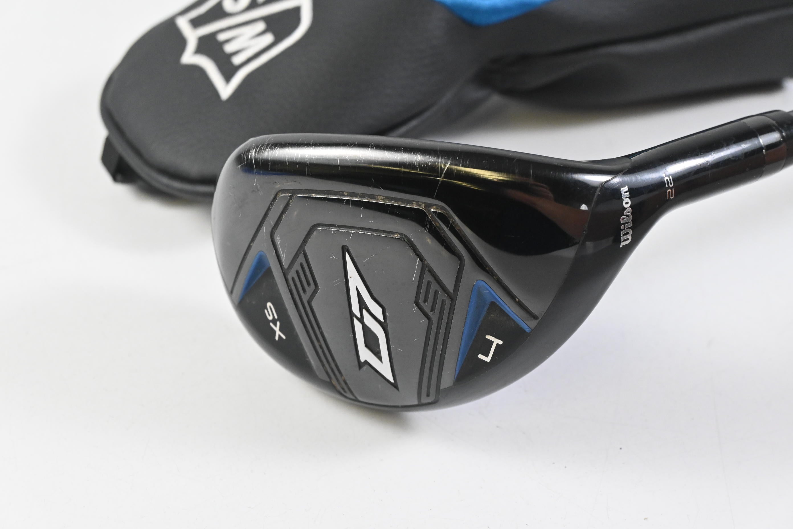 Wilson Staff D7 #4 Hybrid / 22 Degree / Regular Flex UST Mamiya Helium Nano Core