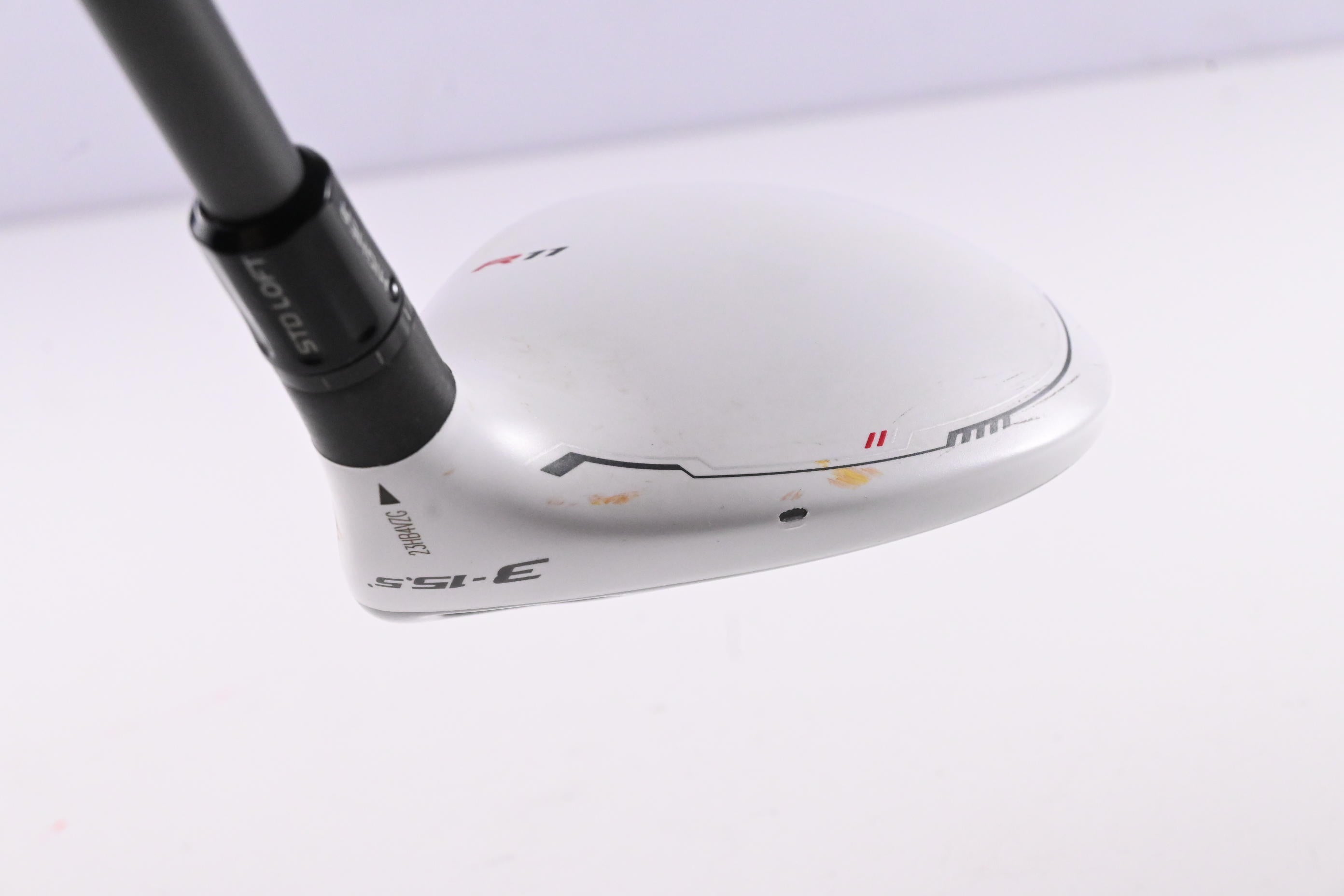 Taylormade R11S #3 Wood / 15.5 Degree / Regular Flex Aldila RIP Phenom 70 Shaft