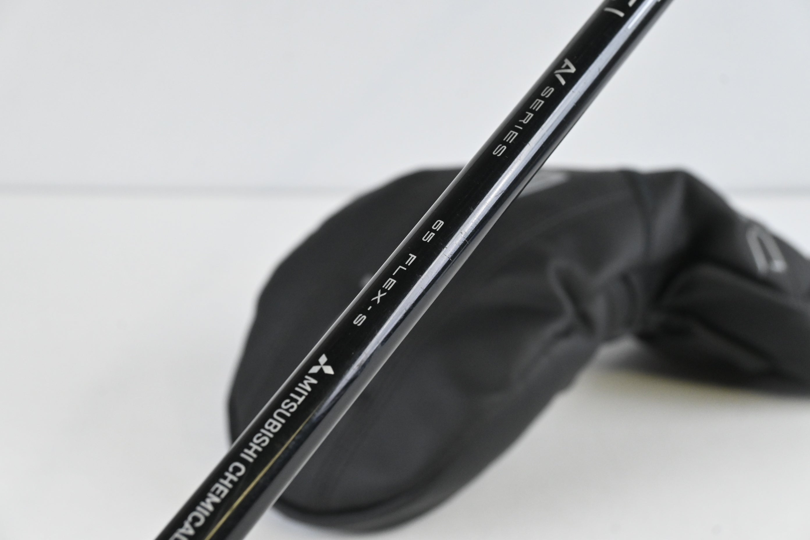 Cobra DS-Adapt LS Driver / 10.5 Degree / Stiff Flex Tensei AV Blue 65 Shaft