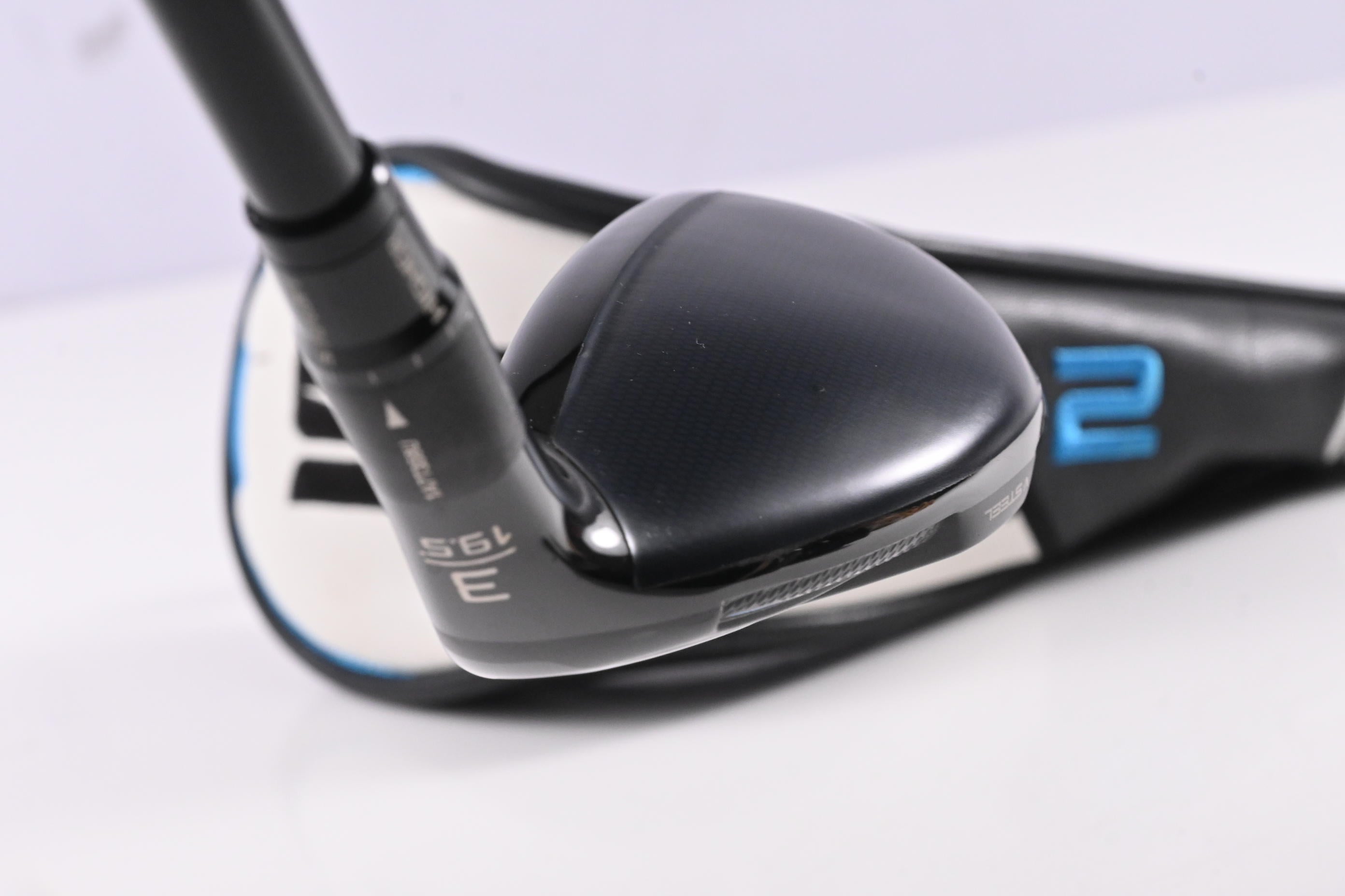 Taylormade SIM2 #3 Hybrid / 19.5 Degree / Stiff Flex Tensei AV Raw Blue 80 Shaft