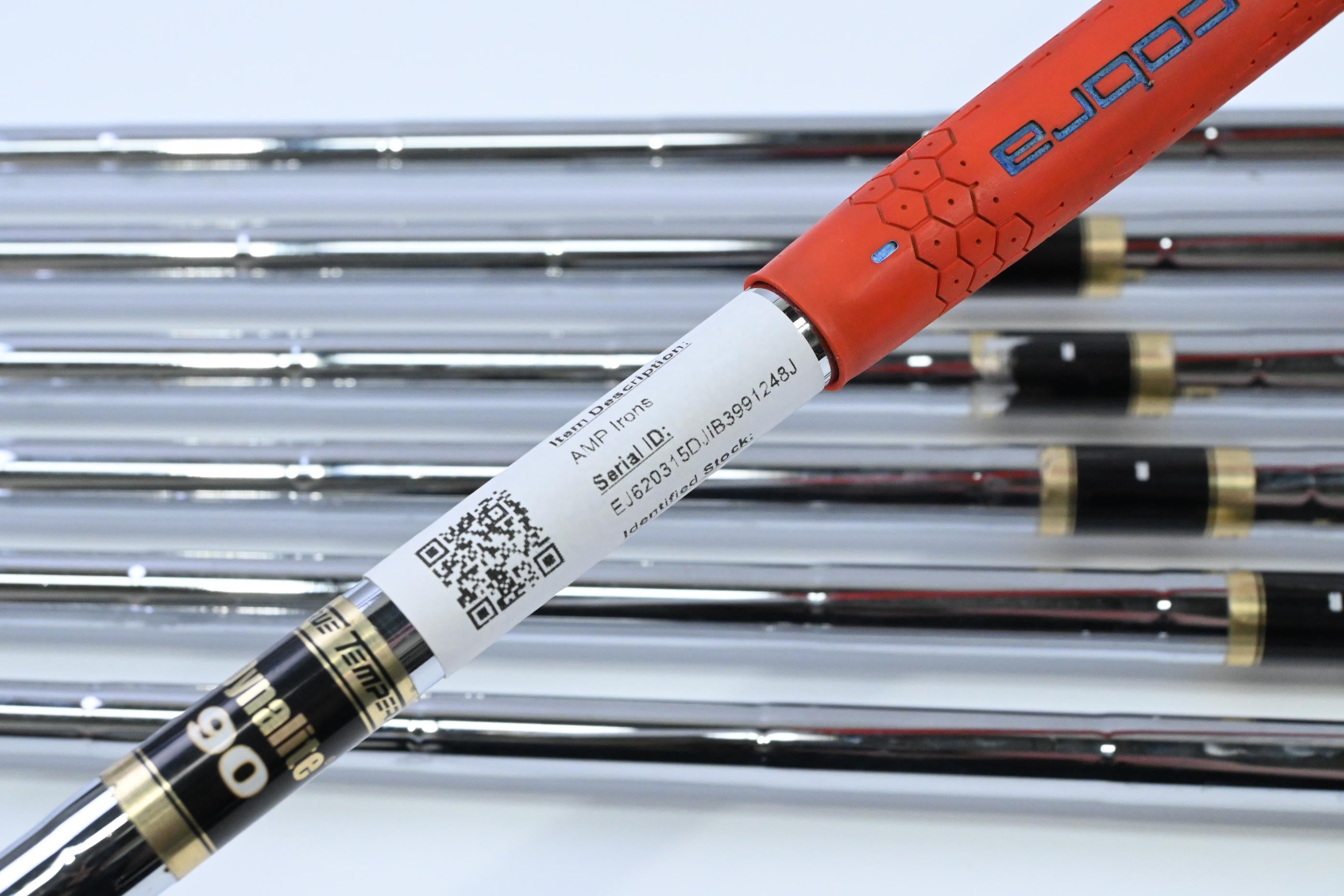 Cobra AMP Irons / 4-PW / Regular Flex Dynalite 90 Shafts