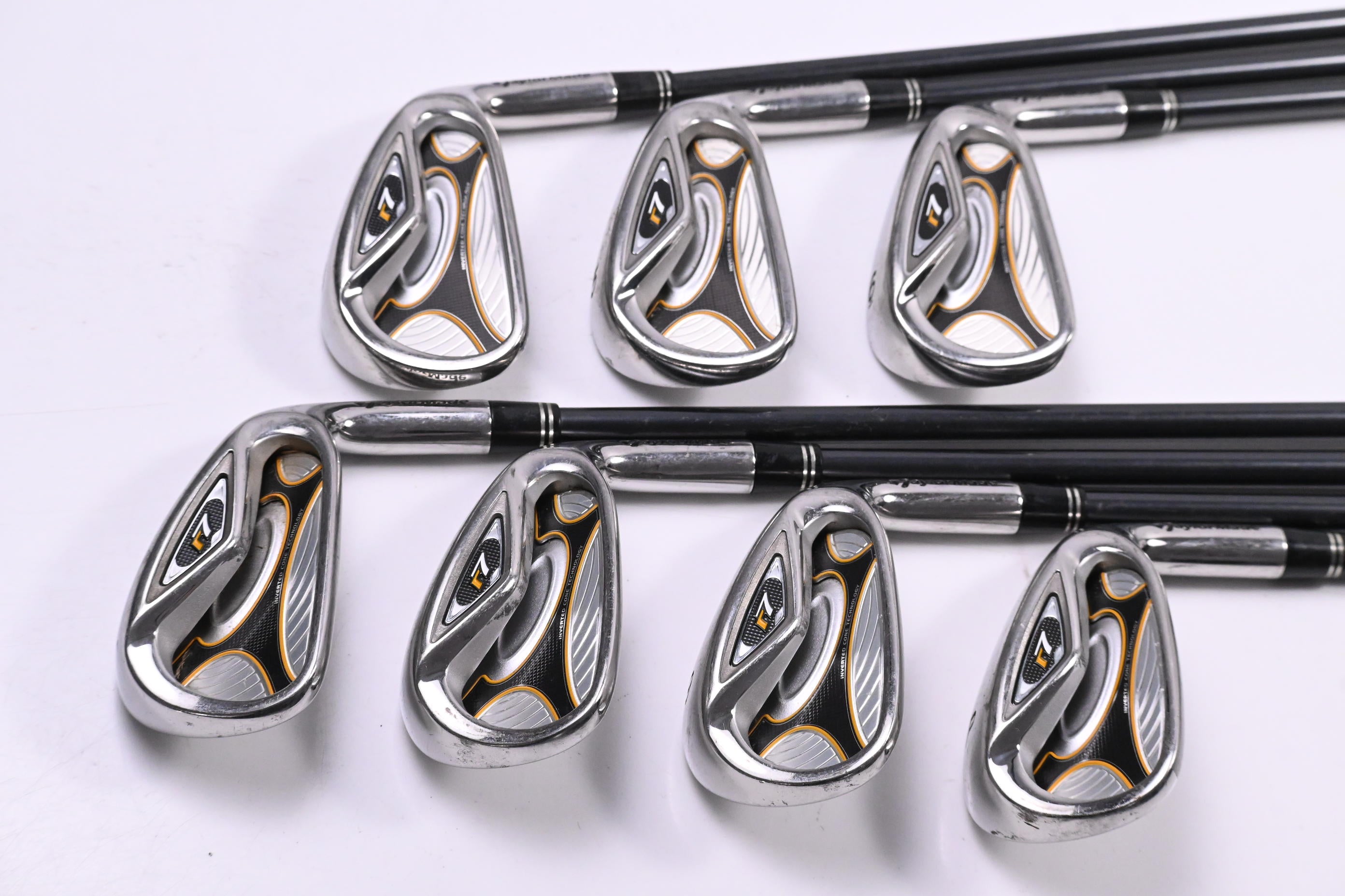 Taylormade R7 Irons / 4-PW / Regular Flex Taylormade Reax 65 Shaft