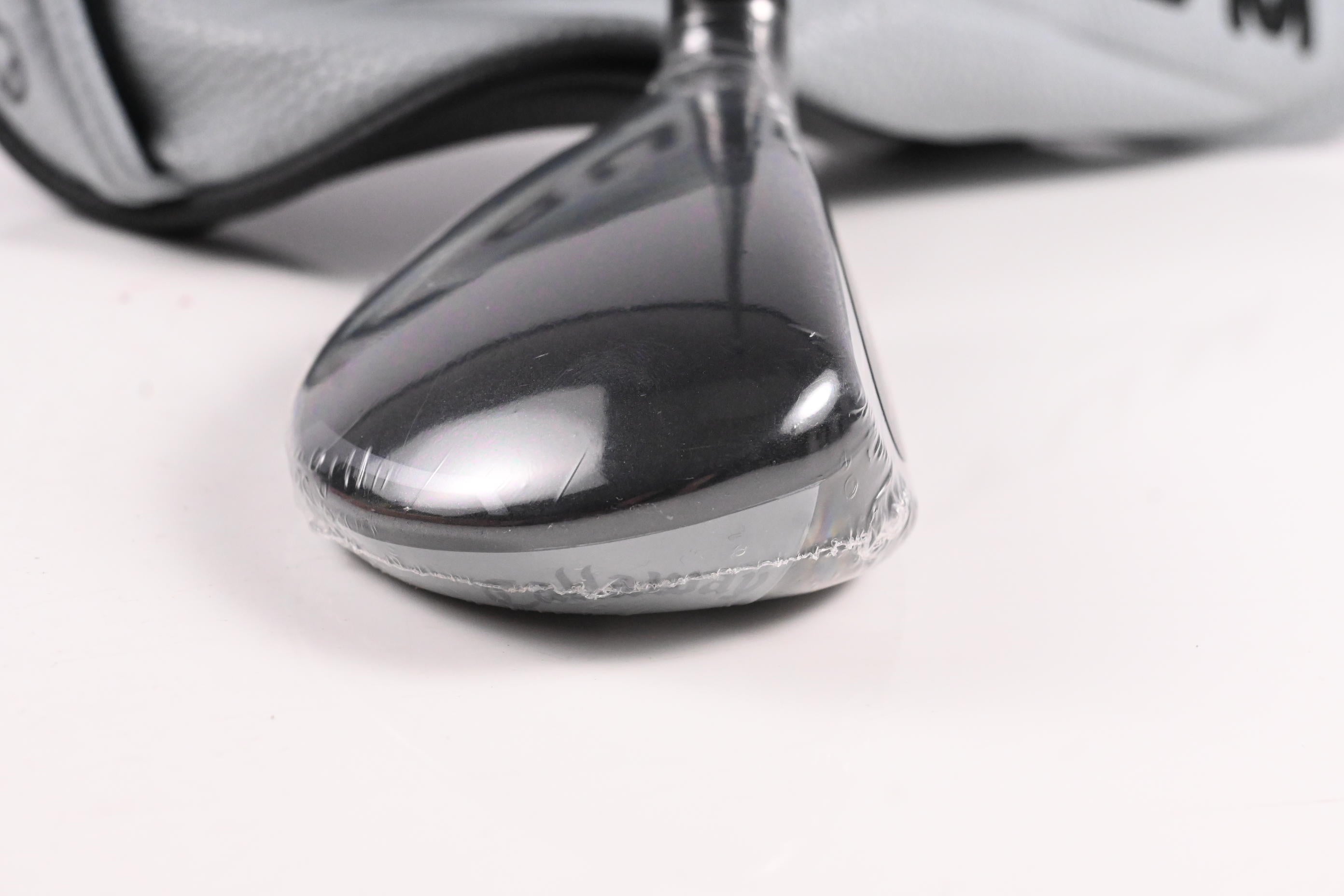 Callaway Quantum Max OS #4 Hybrid / 20 Degree / Regular Flex Denali Silver 60