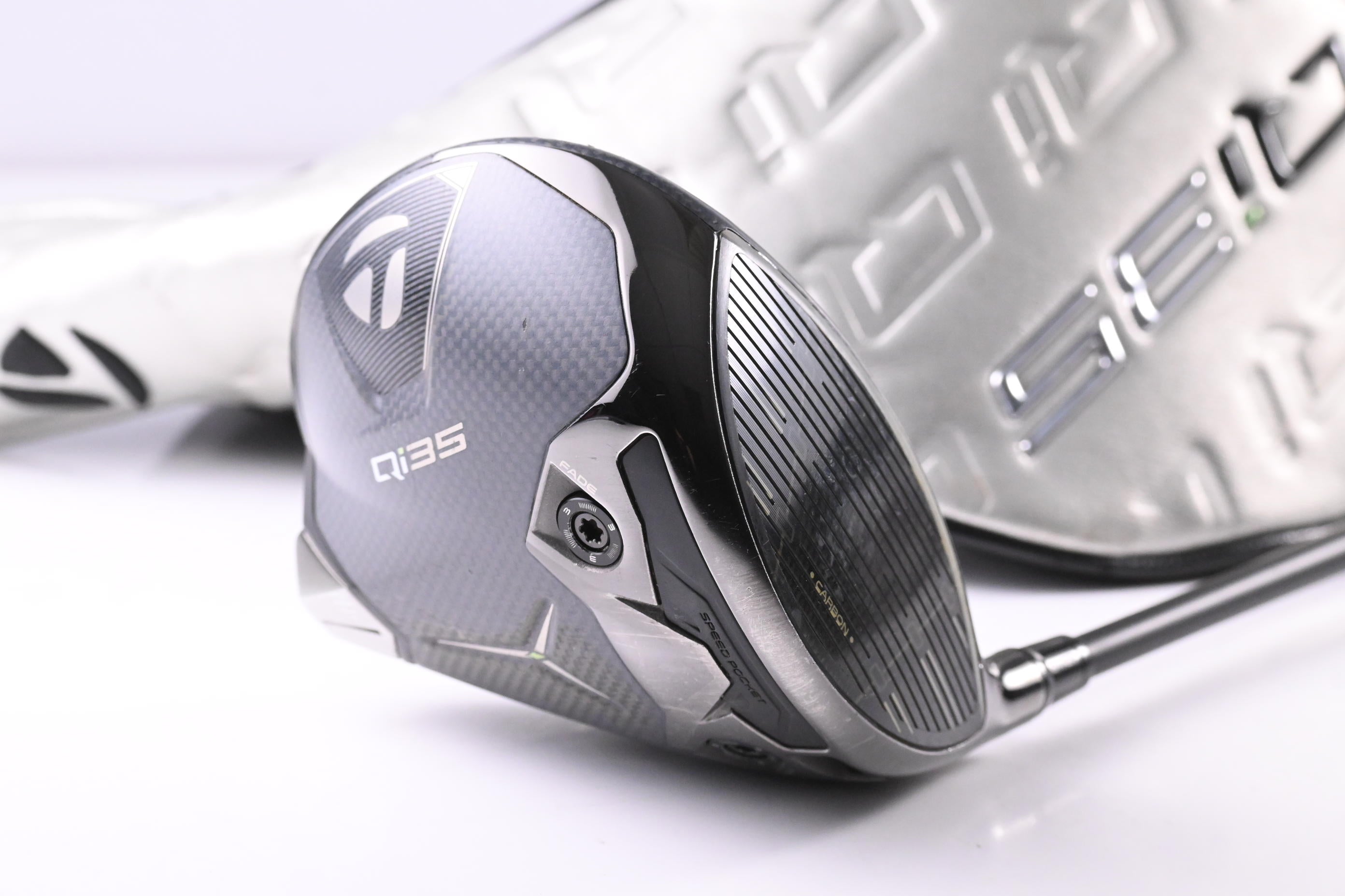 Taylormade Qi35 LS Driver / 9 Degree / Stiff Flex Kai'li Dark Waves White 60
