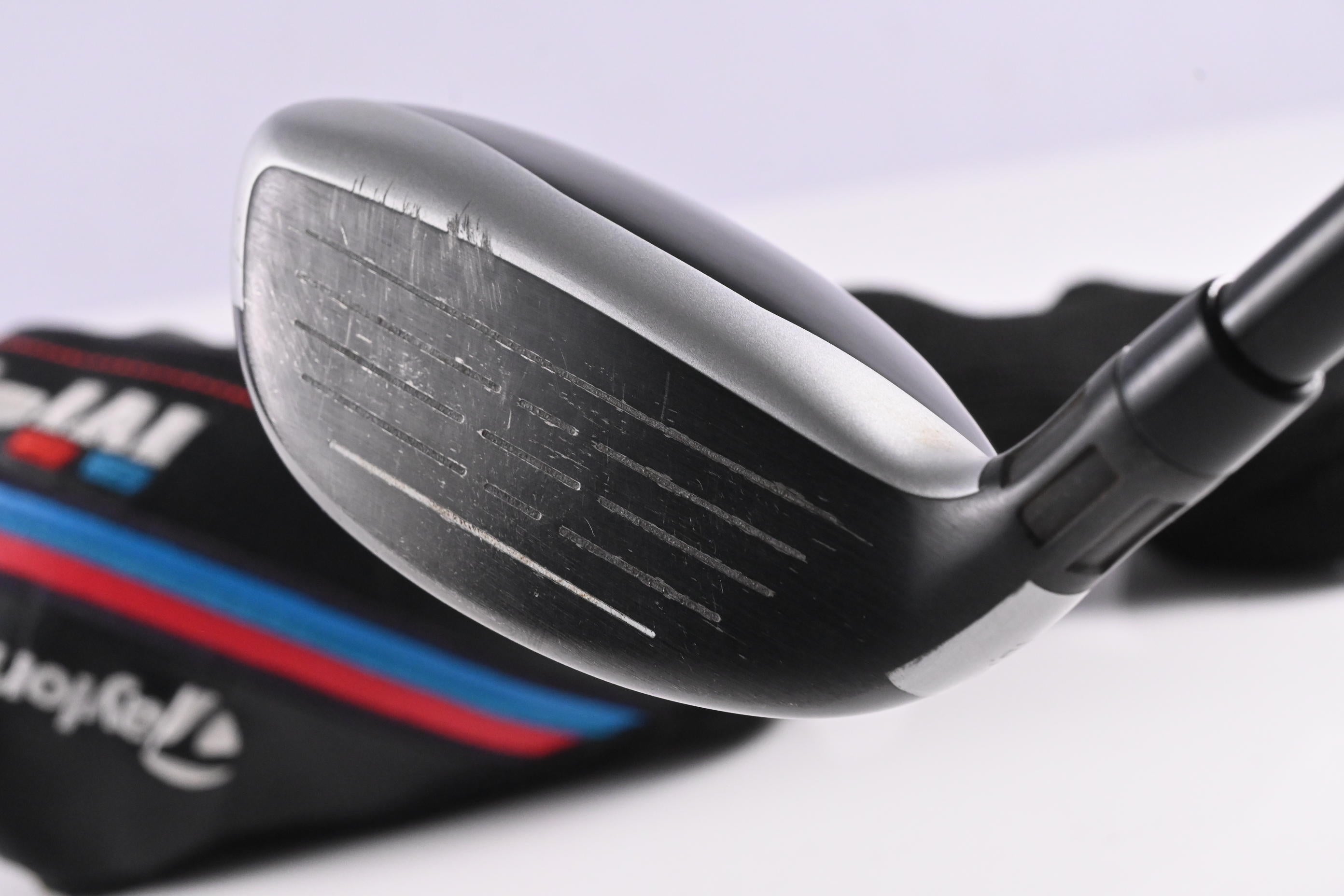 Taylormade M4 #4 Hybrid / 22 Degree / Regular Flex Fujikura Atmos Red 6 Shaft