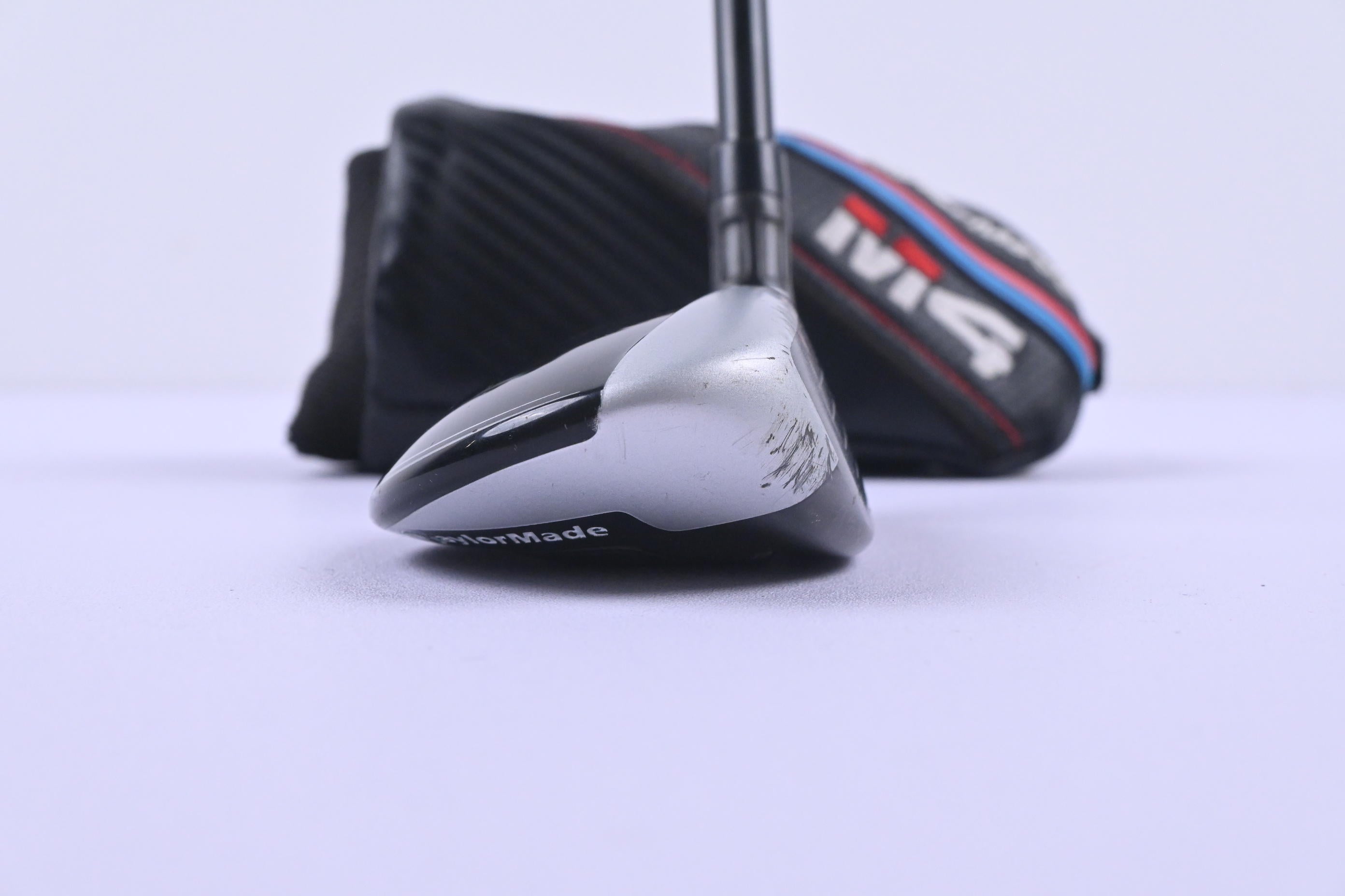 Taylormade M4 #3 Hybrid / 19 Degree / Regular Flex Fujikura Atmos Red 6 Shaft