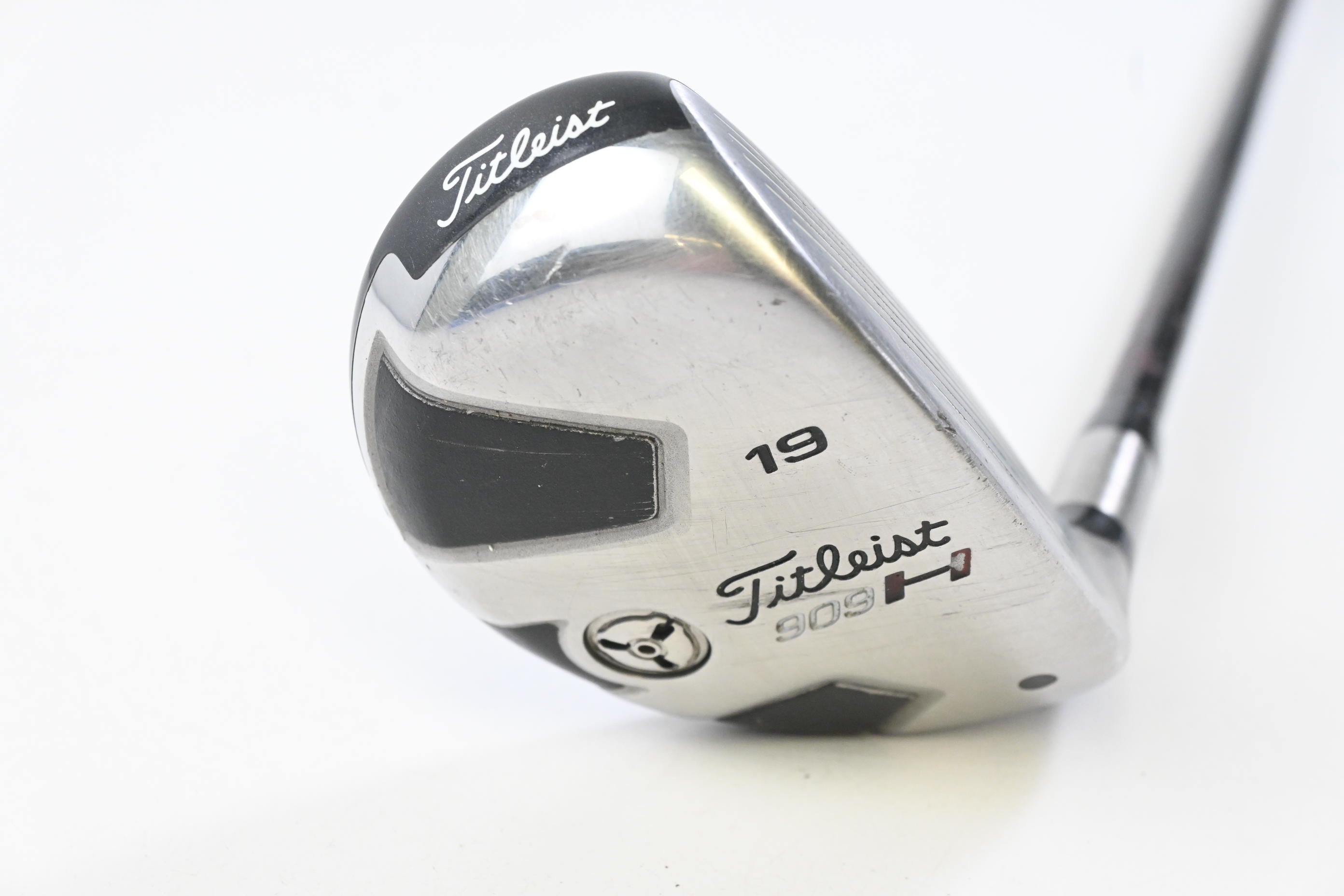 Titleist 909H #3 Hybrid / 19 Degree / Stiff Flex Aldila Voodoo Shaft