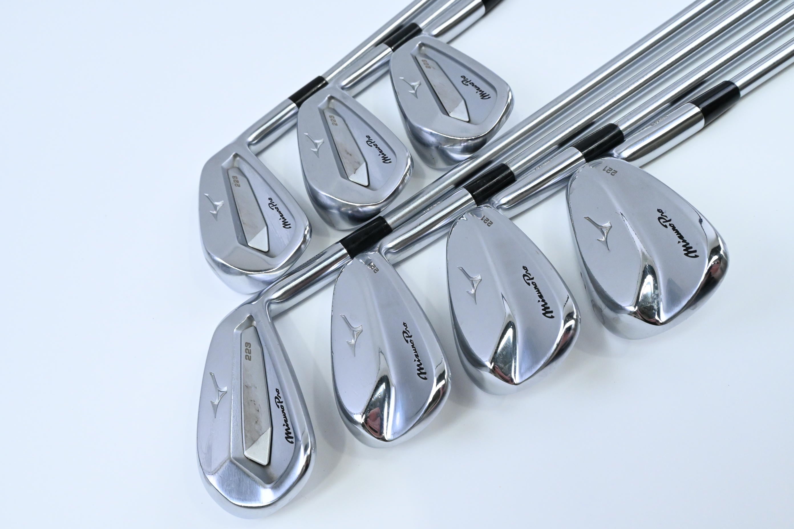 Mizuno Pro 221/223 Combo Irons / 4-PW / Stiff Flex Project X IO 110 Shafts