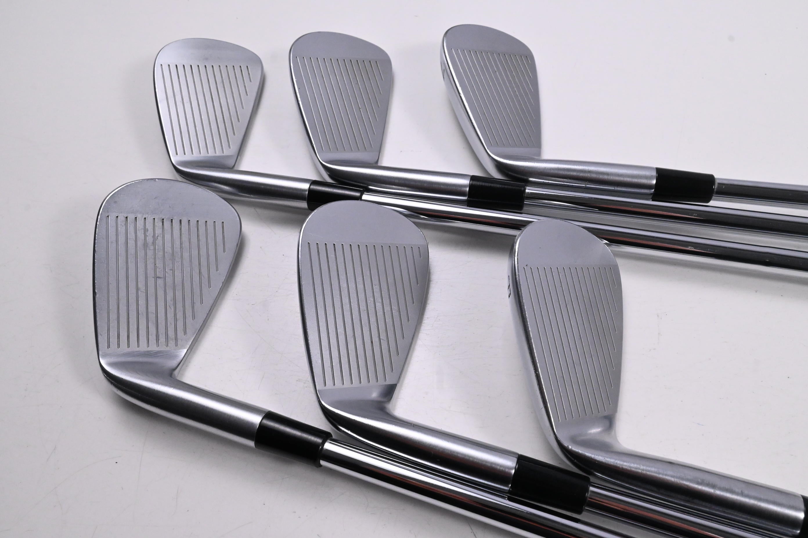 Taylormade P.7CB Irons / 5-PW / X-Flex KBS Tour Shafts