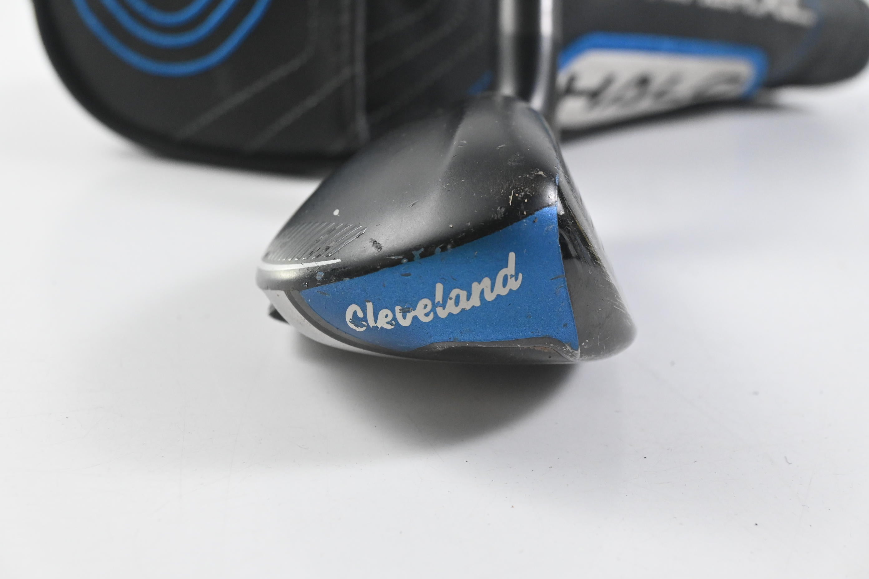 Cleveland Launcher XL Halo #6 Hybrid / 27 Degree / Senior Flex Cypher 50 Shaft
