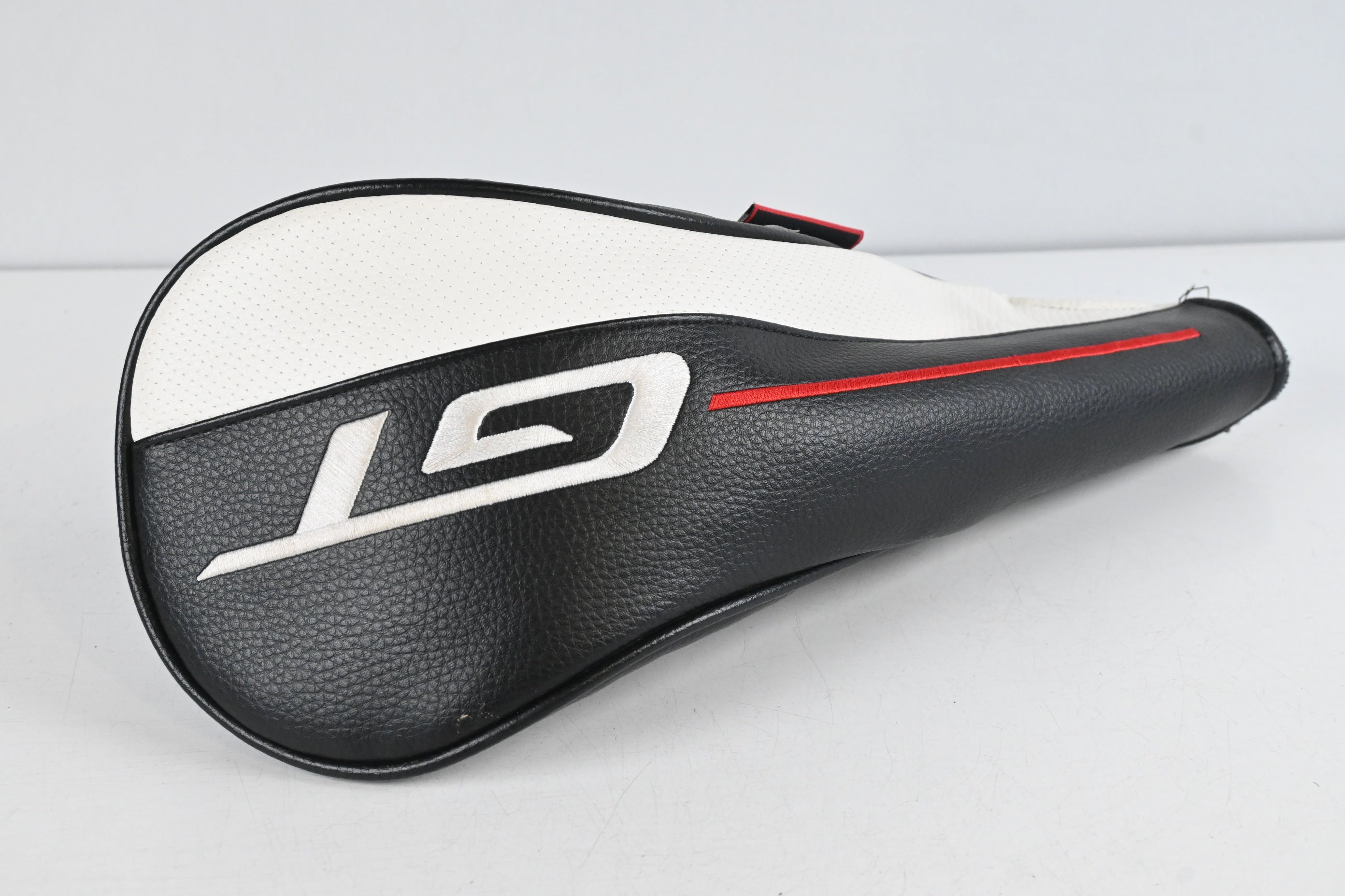 Titleist GT2 Driver / 8 Degree / Regular Flex Tensei 1K Blue 55 Shaft