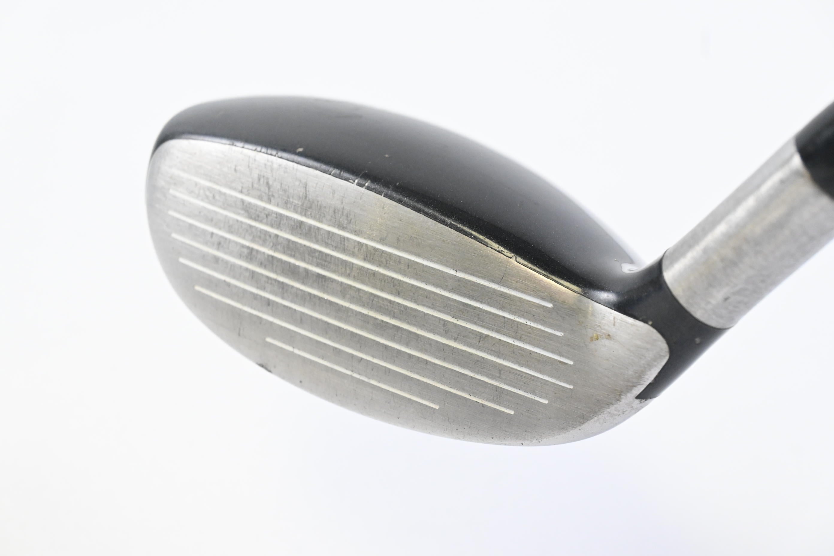 Titleist 909H #3 Hybrid / 19 Degree / Stiff Flex Aldila Voodoo Shaft