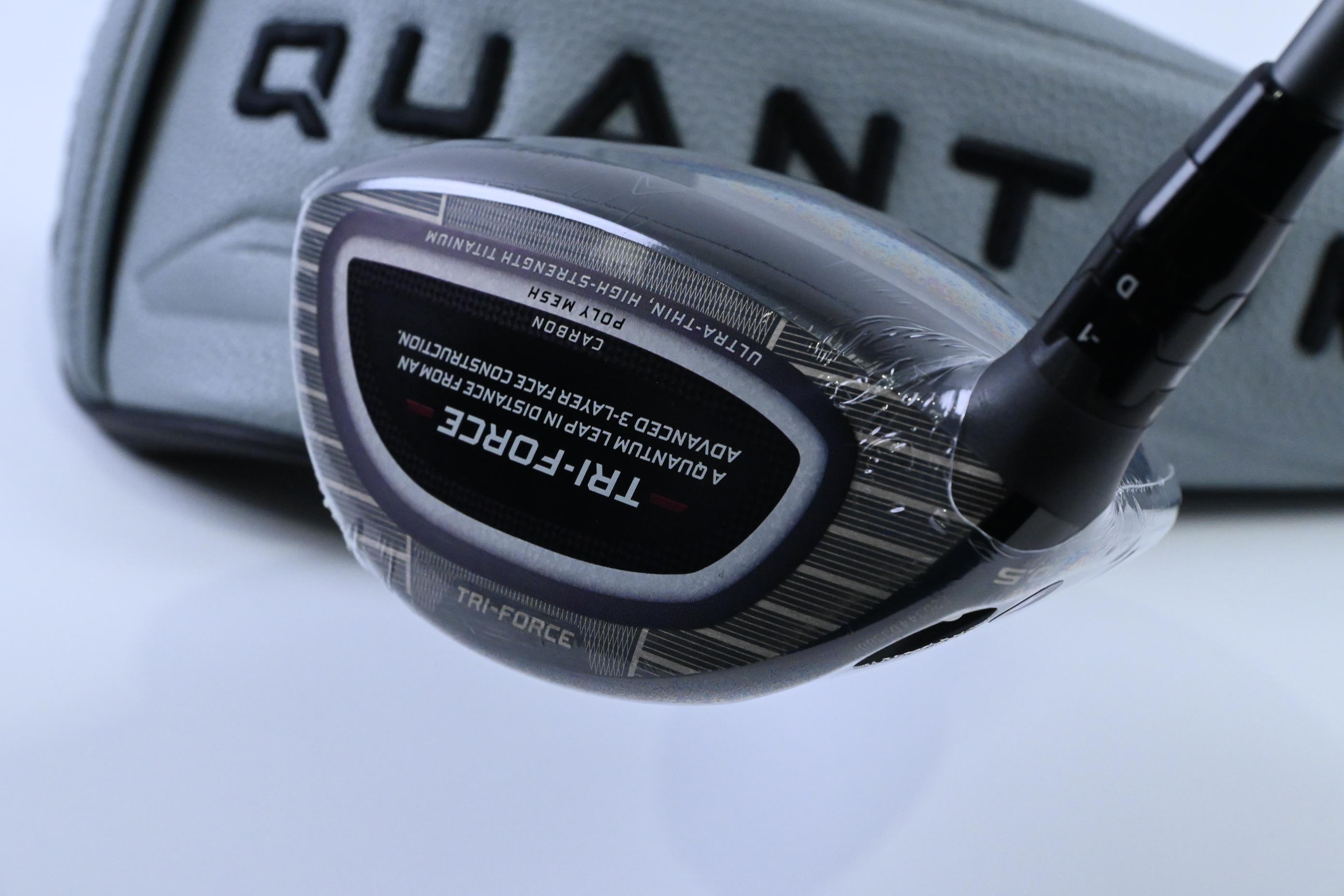 Callaway Quantum Max D Driver / 10.5 Degree / Regular Flex Denali Frost Silver