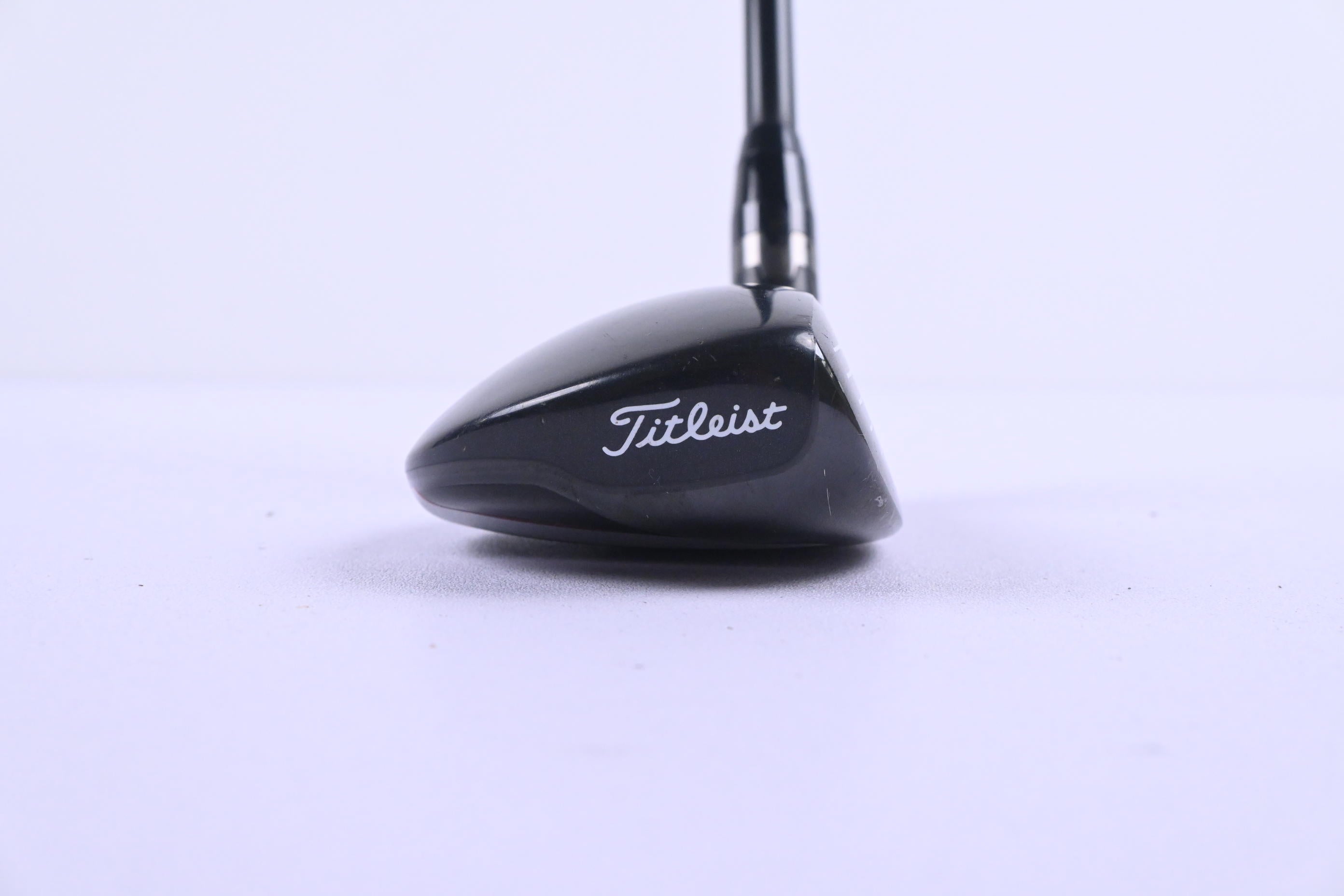 Titleist 913H #3 Hybrid / 21 Degree / Stiff Flex Diamana D+ 92 Shaft