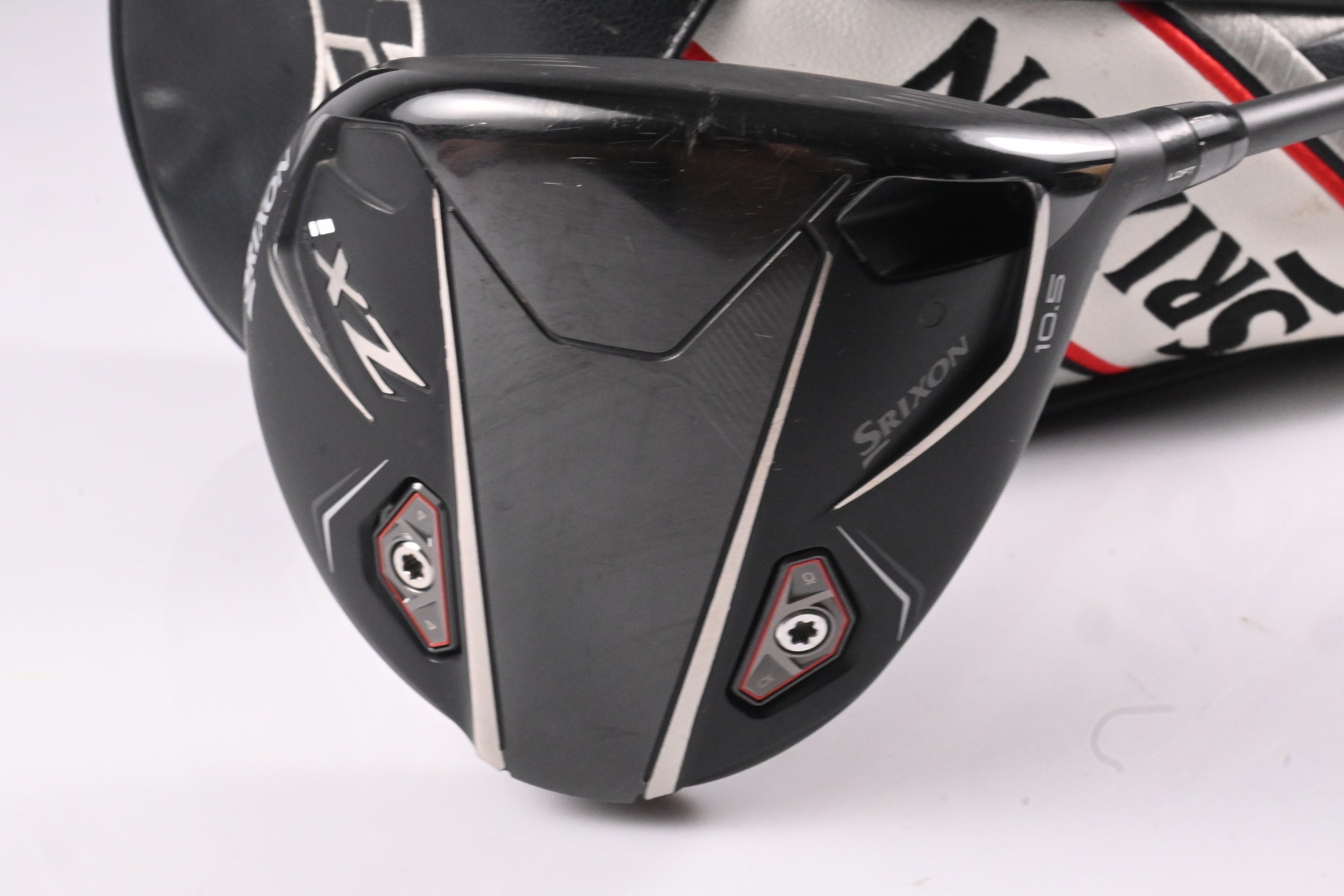 Srixon ZXi Driver / 10.5 Degree / Stiff Flex HZRDUS Black Gen 5 60 Shaft