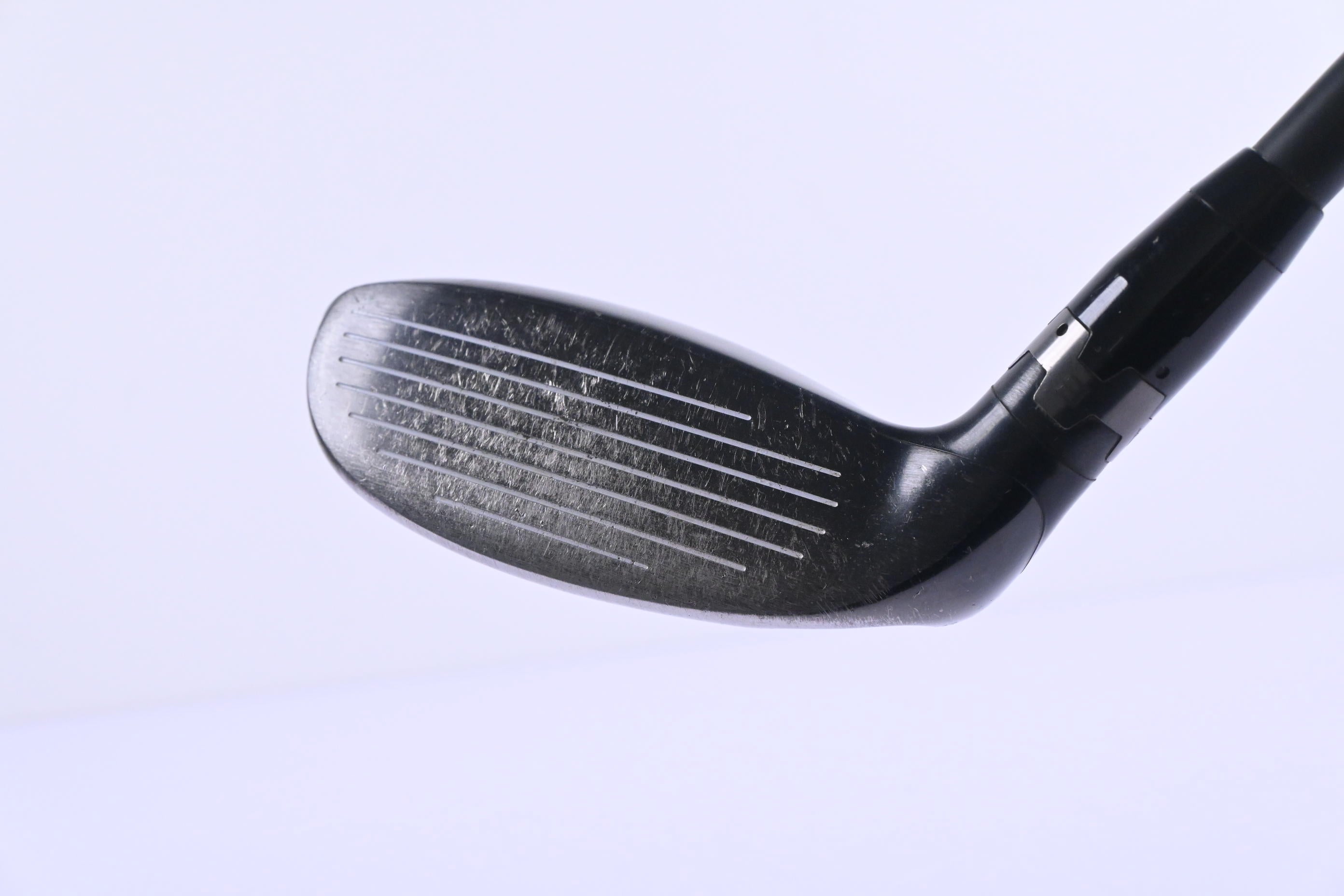 Titleist 913H #3 Hybrid / 21 Degree / Stiff Flex Diamana D+ 92 Shaft