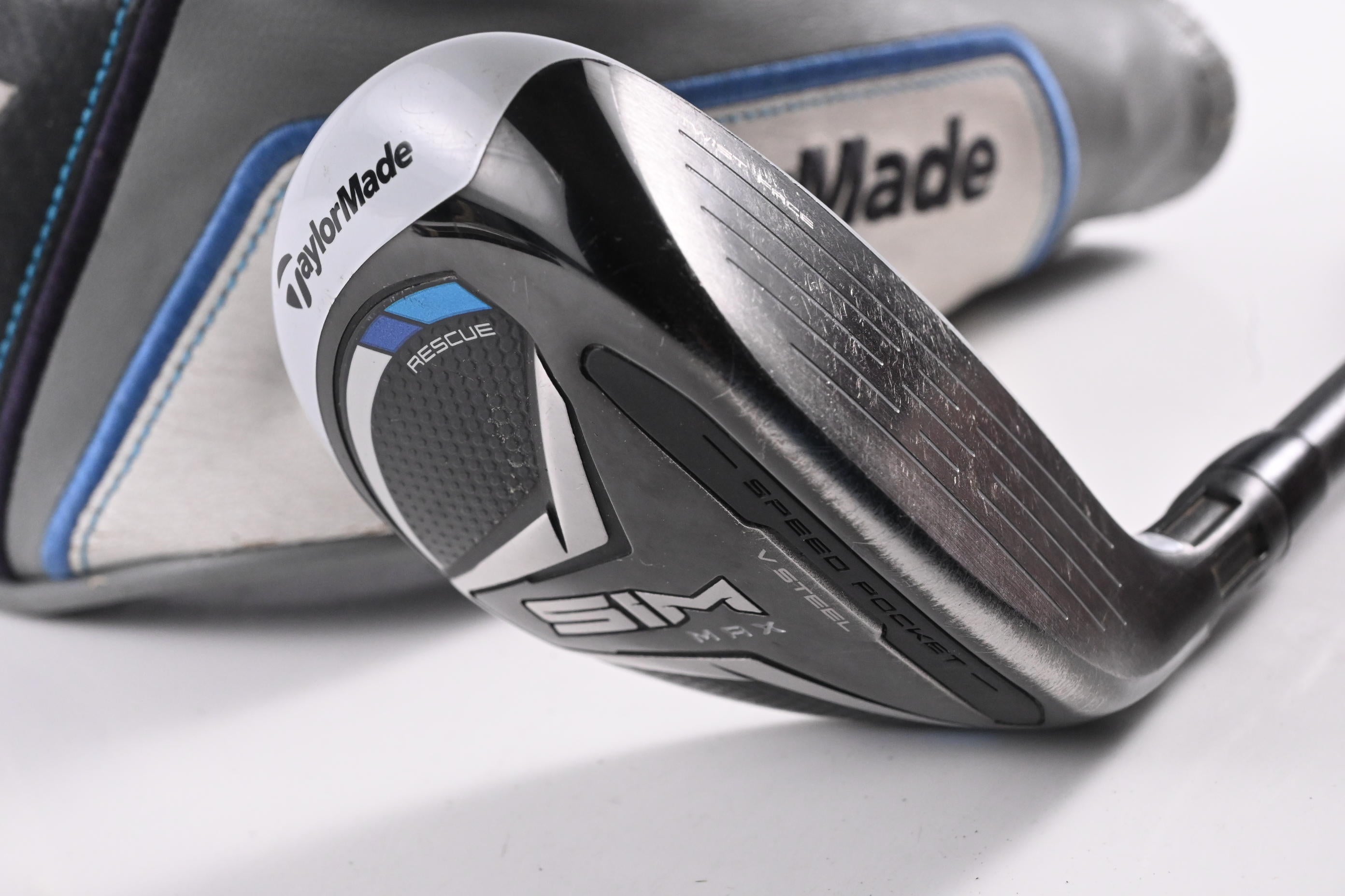 Taylormade SIM Max #3 Hybrid / 19 Degree / Senior Flex UST Mamiya ProForce V2 55