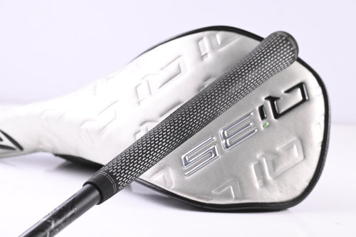 Taylormade Qi35 LS Driver / 9 Degree / Stiff Flex Kai'li Dark Waves White 60