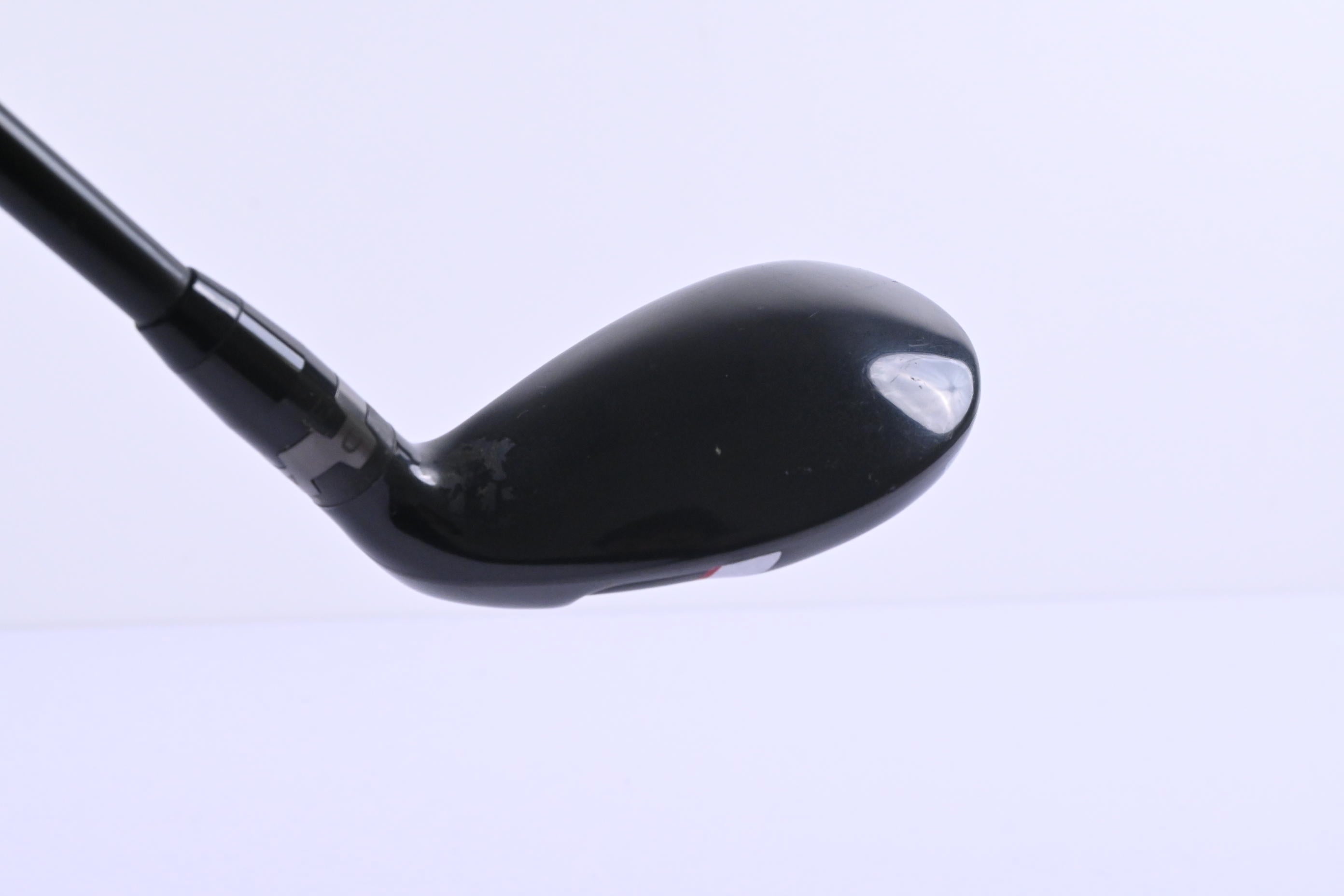 Titleist 913H #3 Hybrid / 21 Degree / Stiff Flex Diamana D+ 92 Shaft